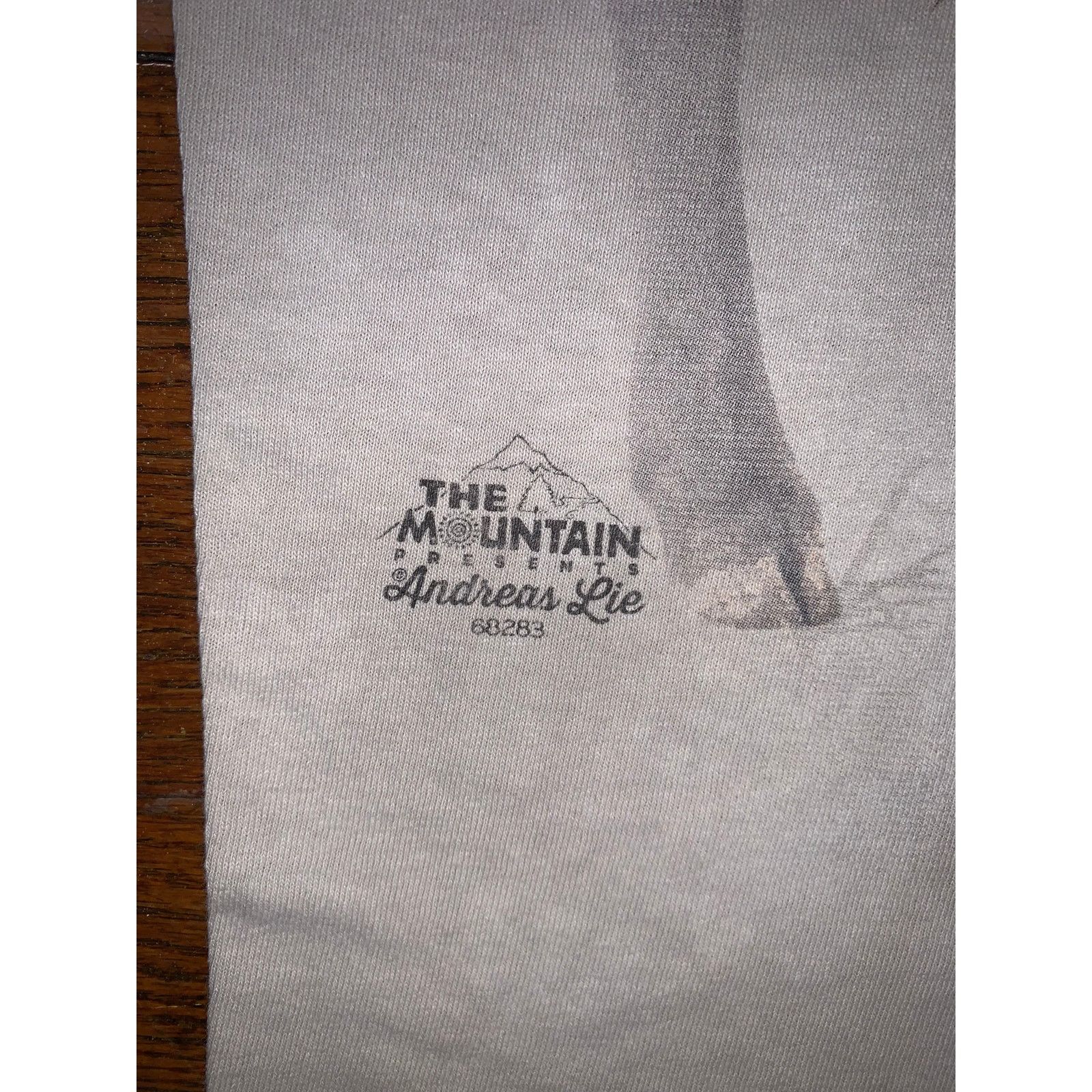 The Mountain The Mountain Buffalo Graphic T Shirt Large Nature Beige Size US L / EU 52-54 / 3 - 4 Thumbnail