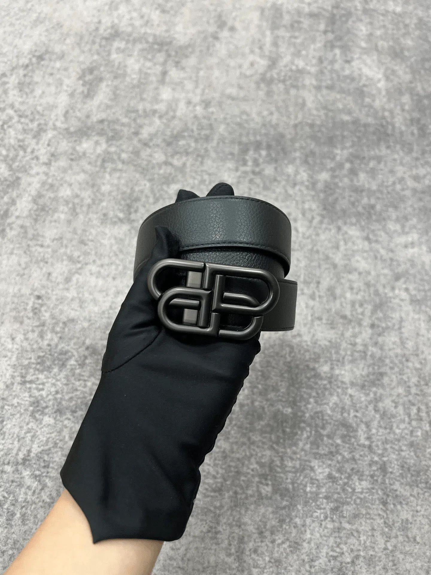 Balenciaga Balenciaga Lock Buckle Belt. Size ONE SIZE - 1 Thumbnail