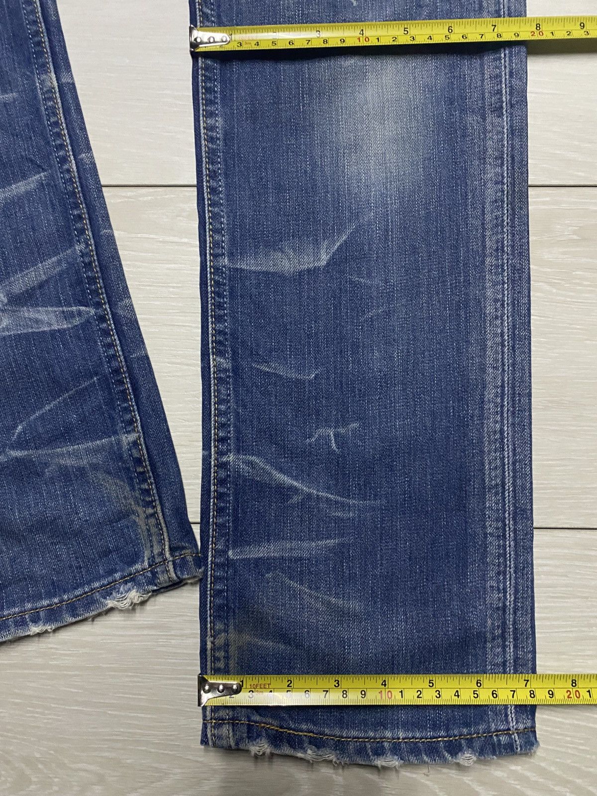Levi's Vintage Levis 501 Blue Wash Distressed ButtonFly Jeans Size US 28 / EU 44 - 21 Thumbnail