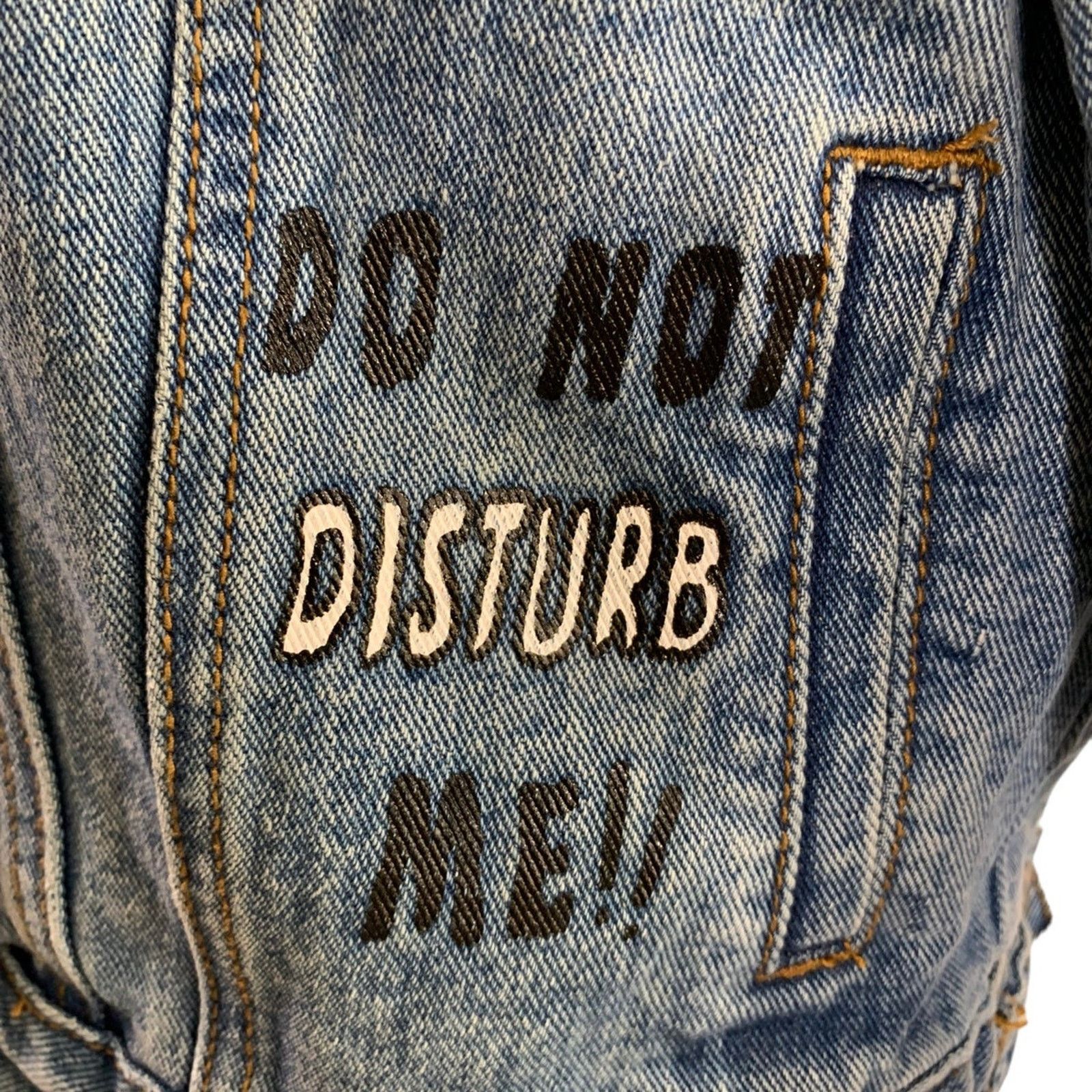 Forever 21 Forever 21 Denim Jean Jacket Women Small Crop Graffiti Patch Size S / US 4 / IT 40 - 10 Thumbnail