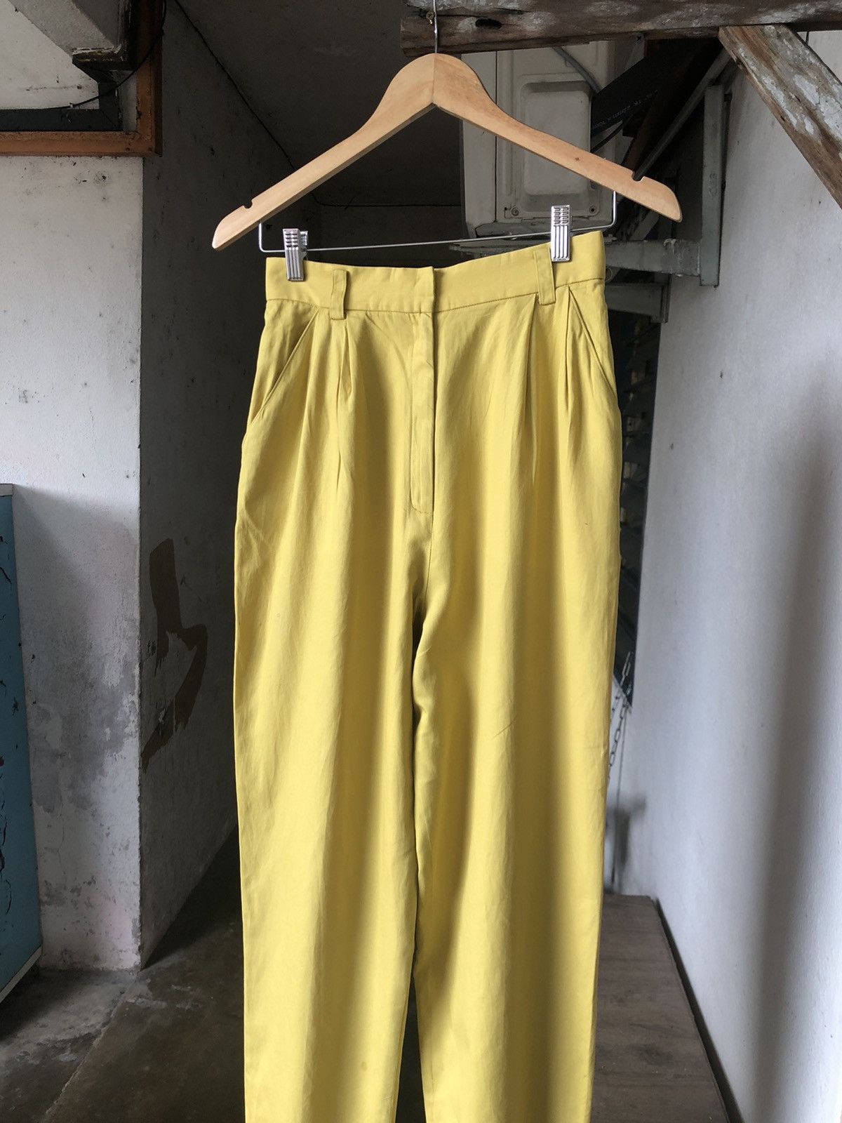 Balenciaga Vintage 90s Balenciaga Paris Yellow Trouser Pants Size 26" / US 2 / IT 38 - 3 Thumbnail