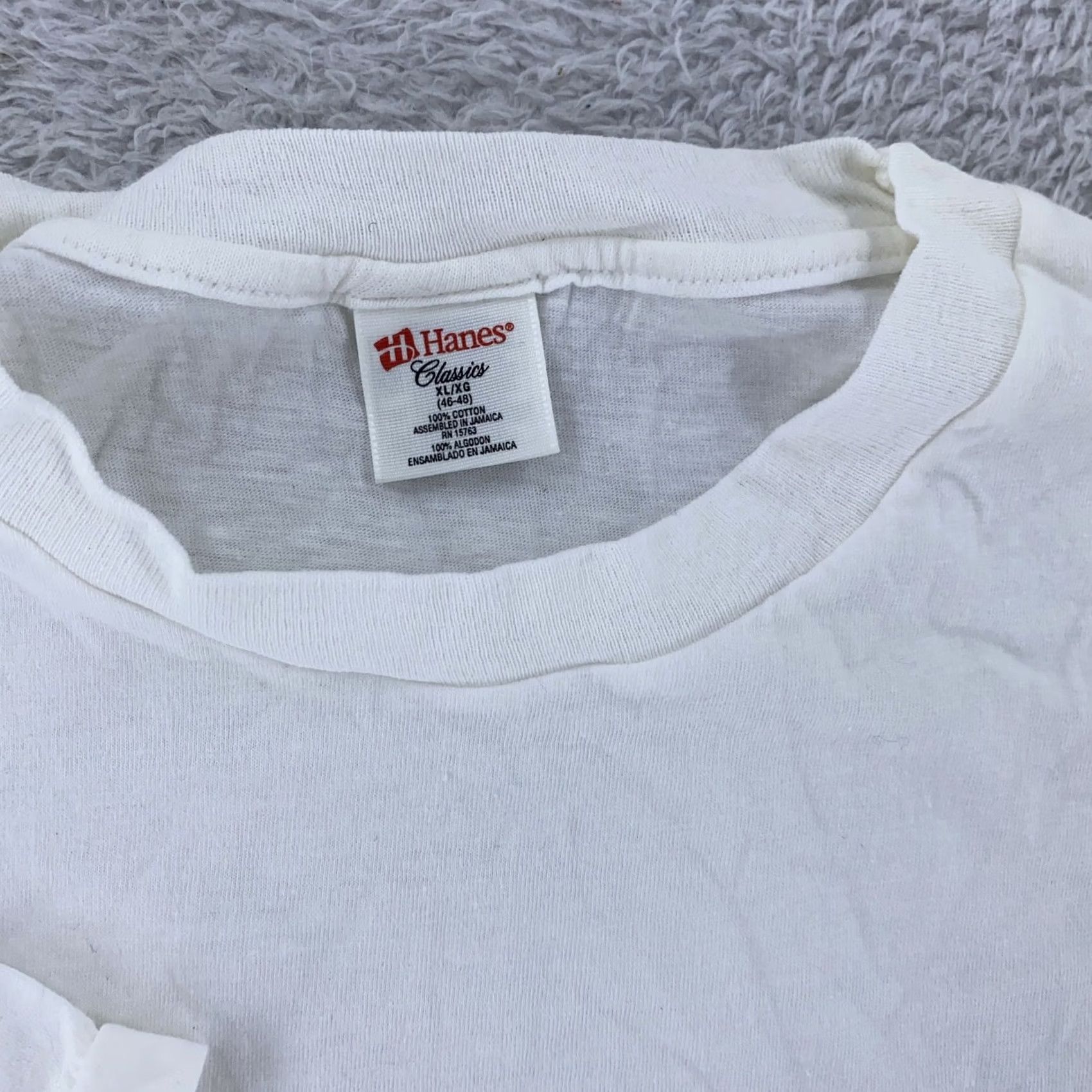 Hanes Hanes Shirt Mens Large White Classic Tee Crewneck Plain Undershirt Casual Size US L / EU 52-54 / 3 - 7 Thumbnail