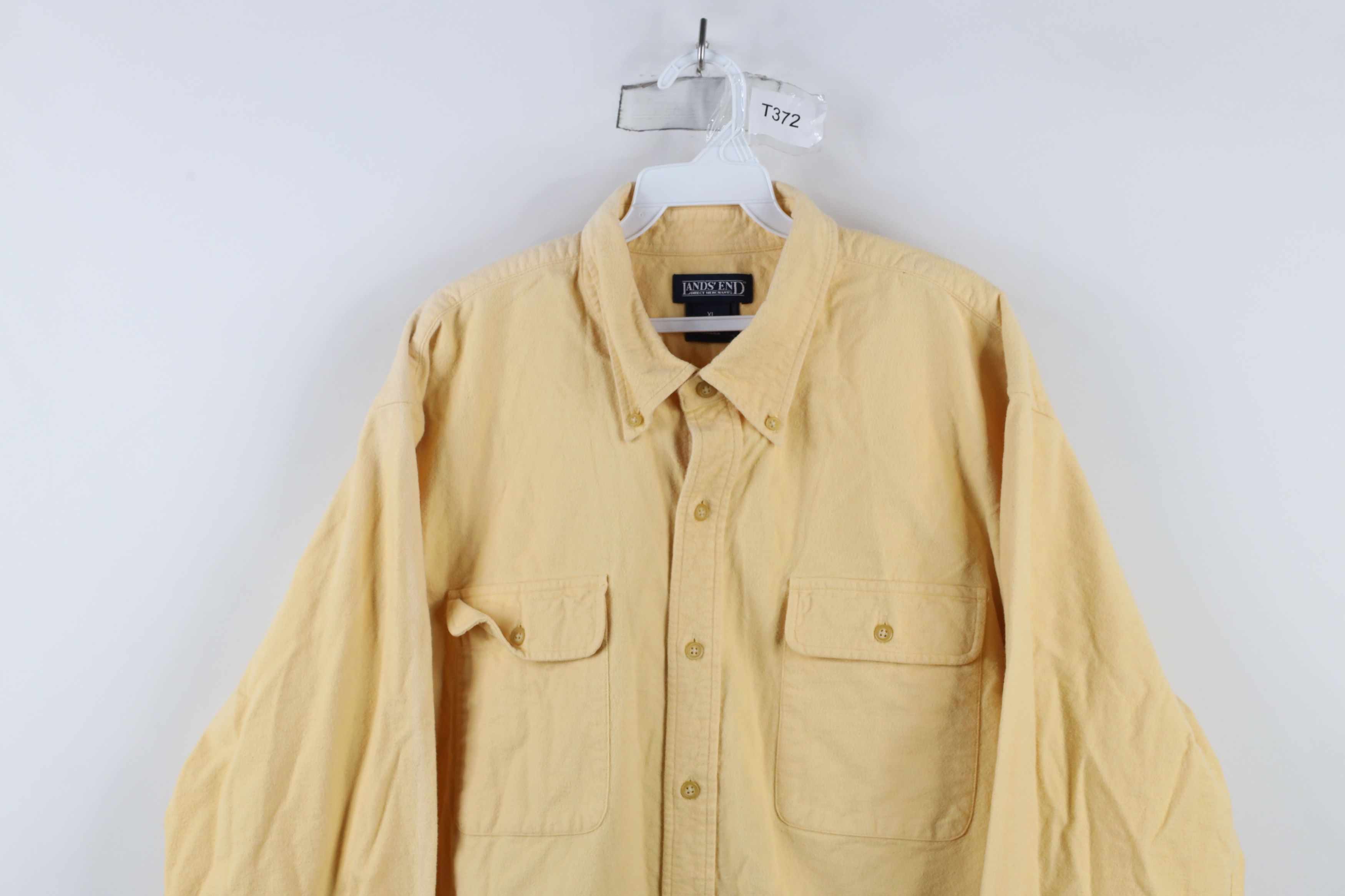 Lands' End × Vintage Vintage Lands End Cloth Collared Button Down Shirt Yellow Size US XL / EU 56 / 4 - 2 Thumbnail