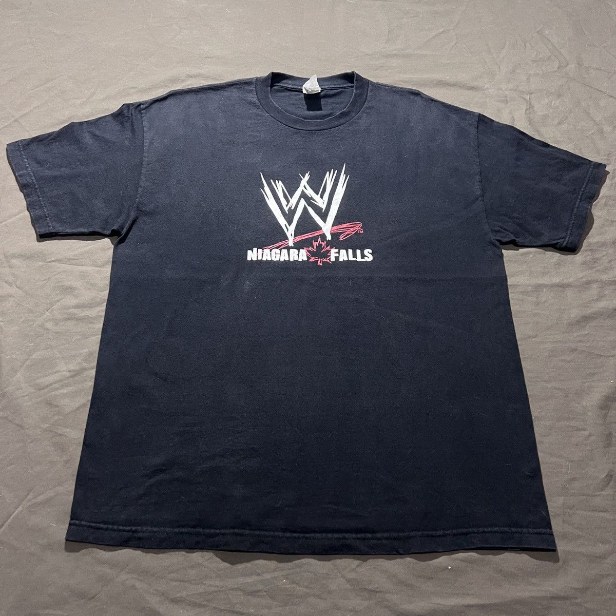 WWE Vintage Y2K WWE Niagara Falls Logo Wrestling Promo Tee XL Size US XL / EU 56 / 4 - 2 Thumbnail