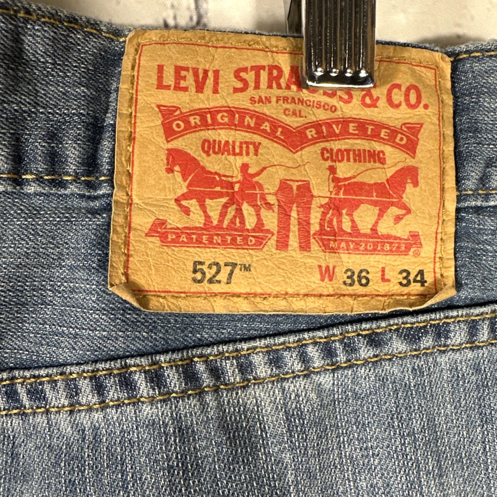 Levi's Levi’s 527 Jeans Men's 36x34 Blue Bootcut 100% Cotton Workwear Medium Wash Slim Zip Closure Size US 36 / EU 52 - 4 Thumbnail