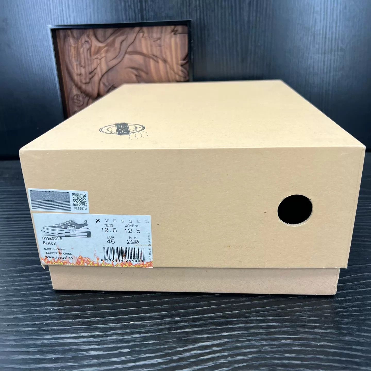 Other Wu Jianhao black white shoes size 45 original box Size US 10.5 / EU 43-44 - 9 Thumbnail