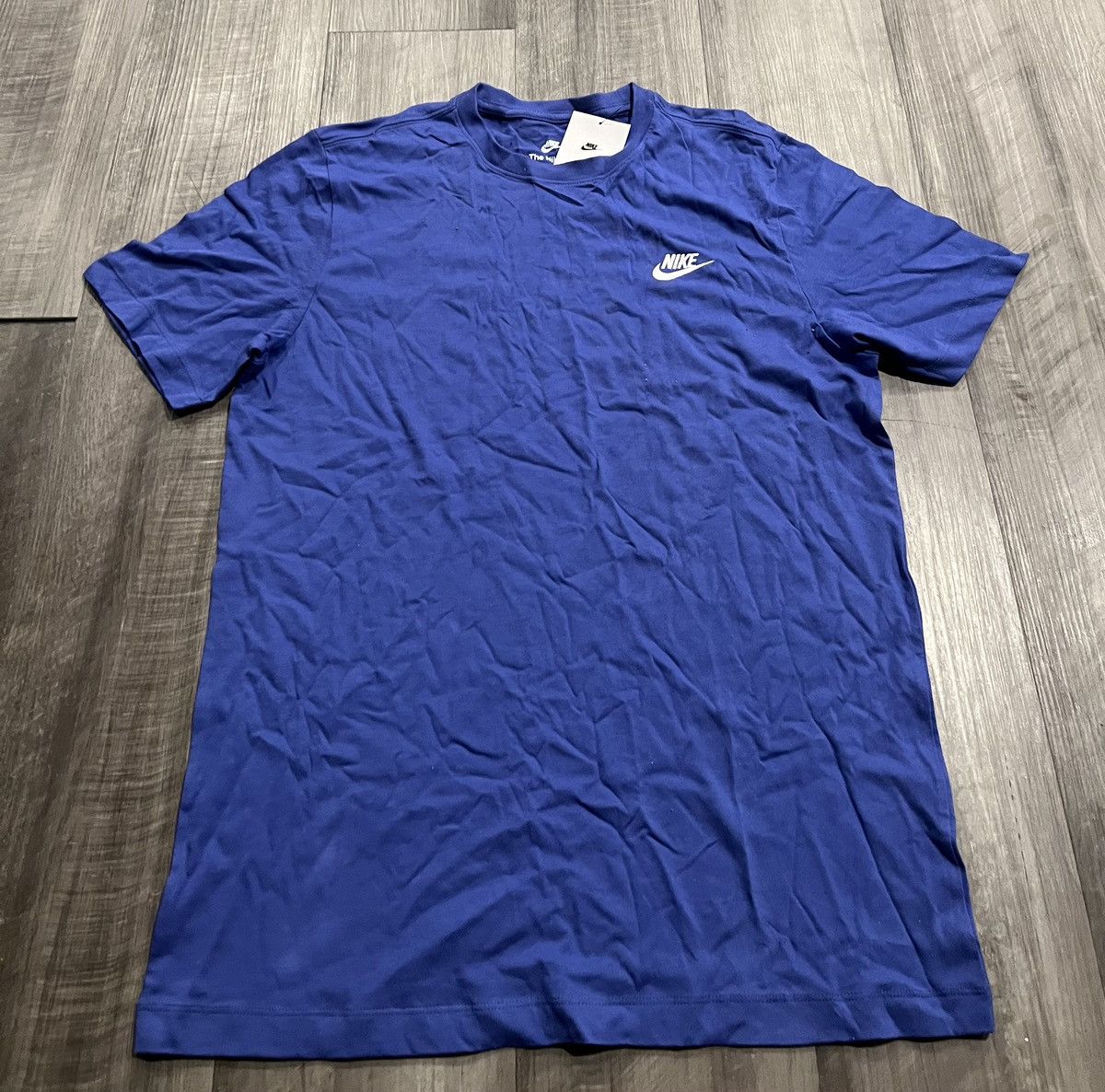 Nike Size M - Men's Nike Sportswear Lightweight Cotton Knit Tee Size US M / EU 48-50 / 2 - 1 Thumbnail