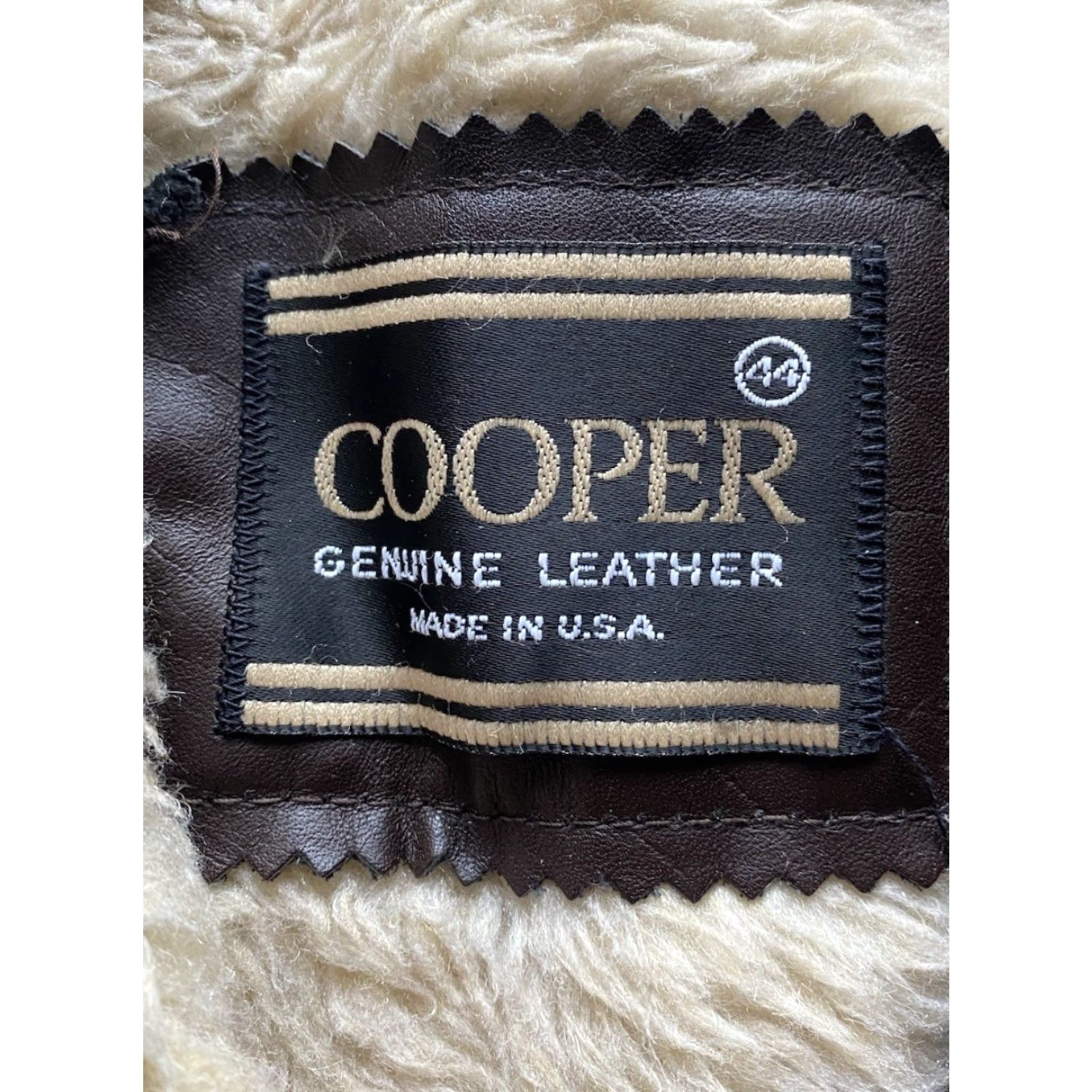 Vintage VINTAGE Cooper Leather Coat Men Coat 44 Regular Brown Lined Button Missing VTG USA Size US S / EU 44-46 / 1 - 7 Thumbnail
