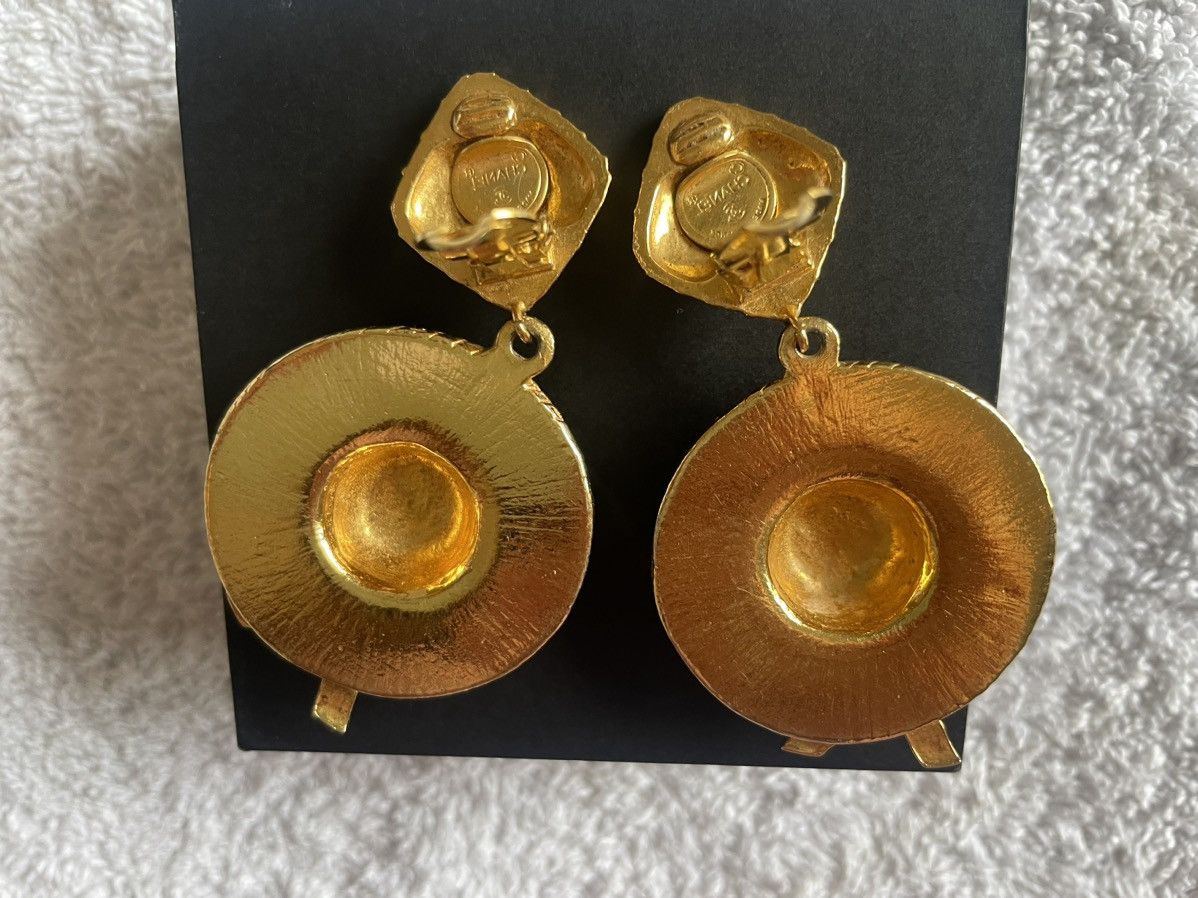 Chanel CHANEL Maxi EARRINGS. Hat model. Vintage. Size ONE SIZE - 4 Thumbnail
