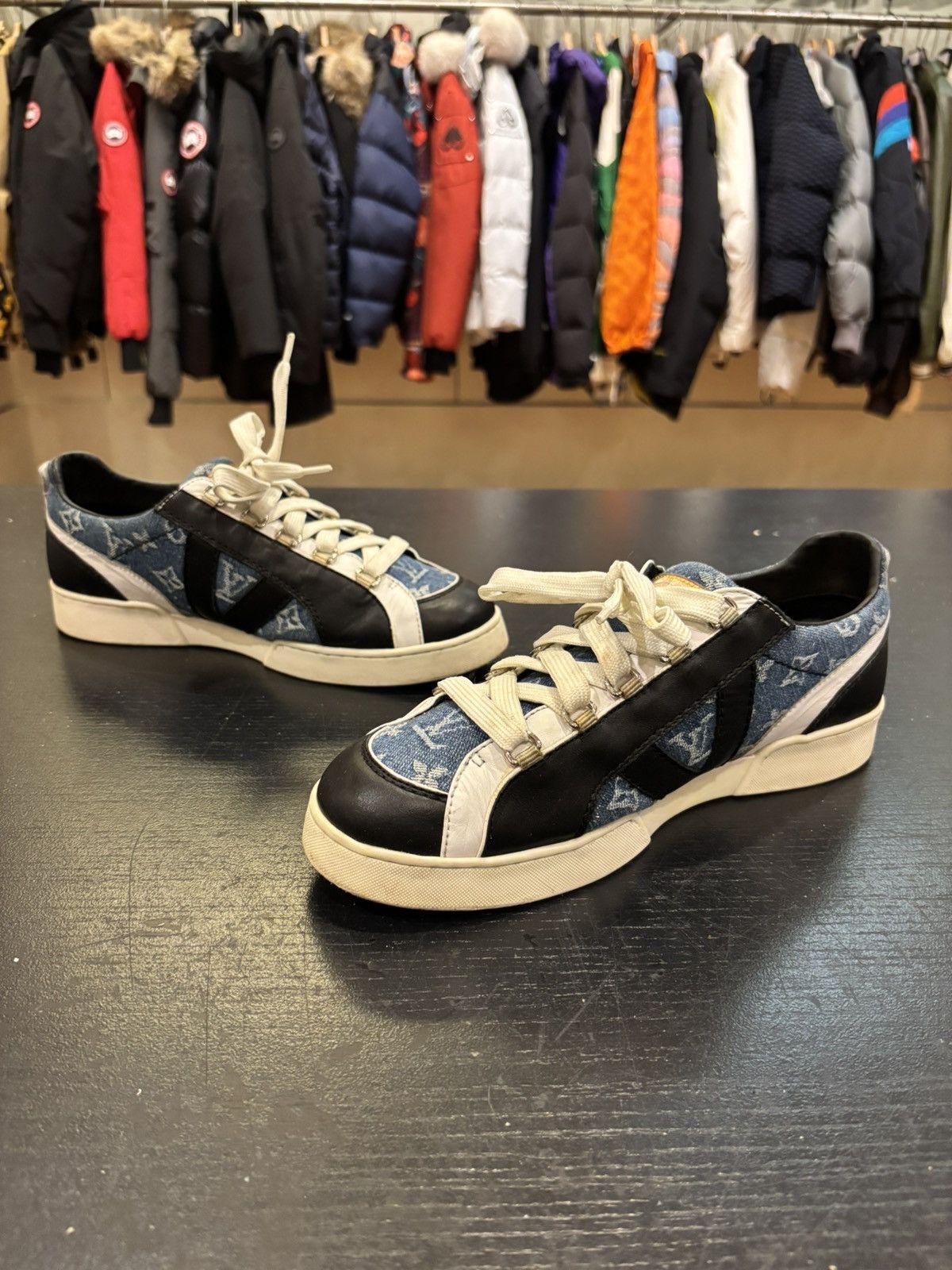 Louis Vuitton Louis Vuitton Rennes Denim Monogram Sneakers Size US 9 / EU 42 - 2 Thumbnail