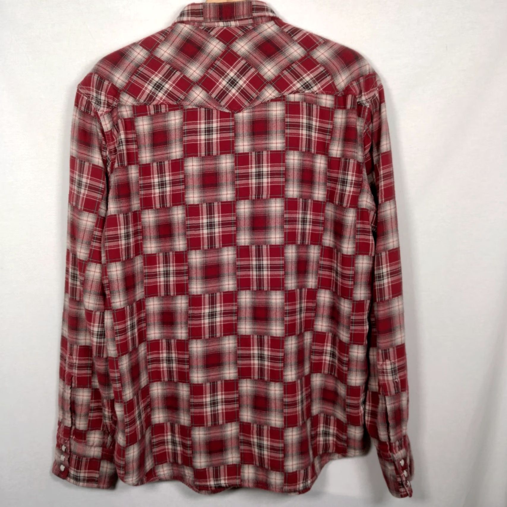Lucky Brand VINTAGE Lucky Brand Western Flannel Shirt Men L Red Patchwork Pearl Snap Quilted Western Wear Mens Large Red Plaid etc Size US L / EU 52-54 / 3 - 4 Thumbnail