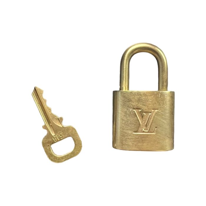 Louis Vuitton Gold Brass Lock And Key Set #318