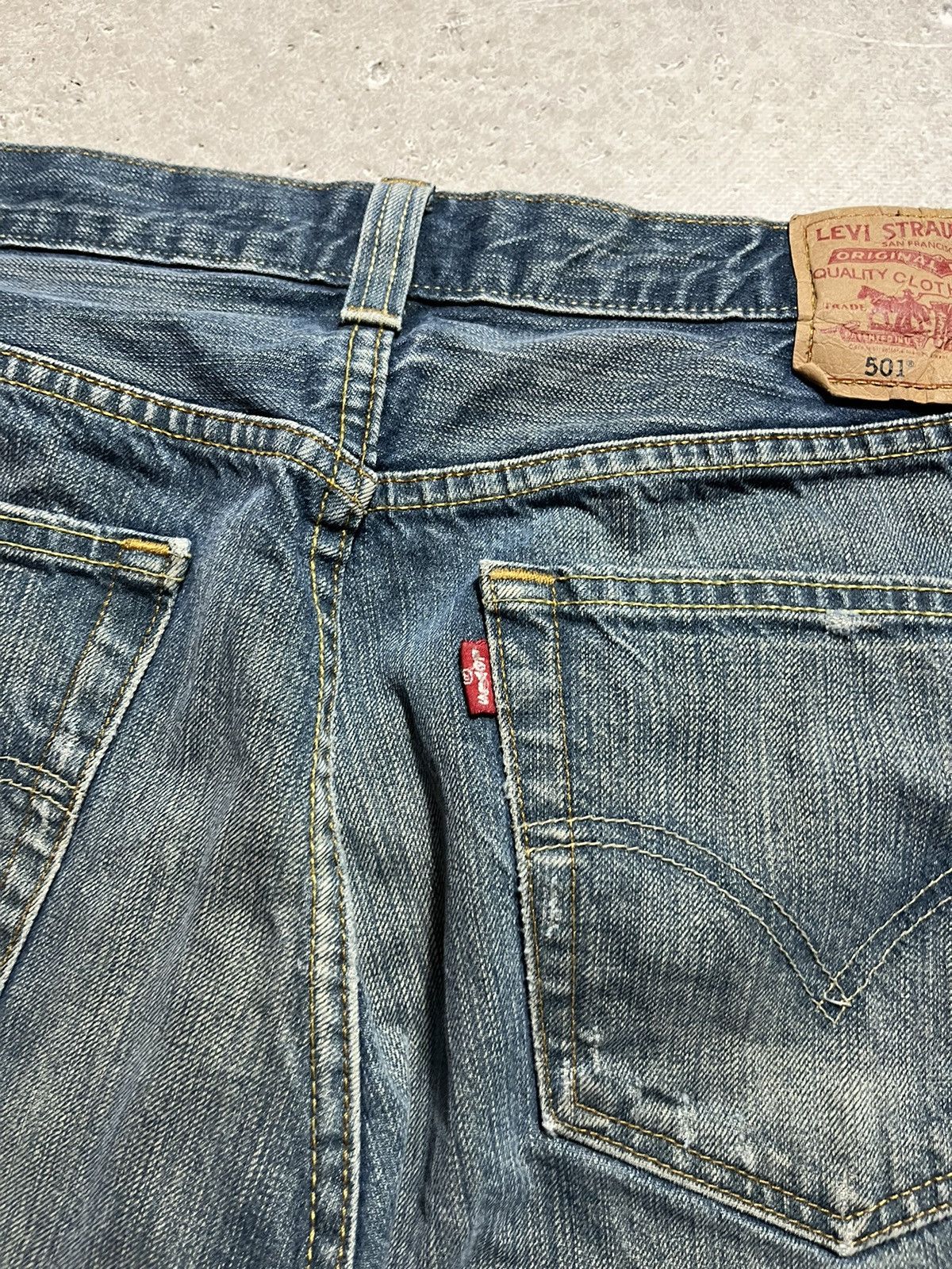 Jean × Levi's × Vintage Levis 501 Vintage 90s USA Distressed Denim Jeans Baggy Size US 36 / EU 52 - 7 Thumbnail