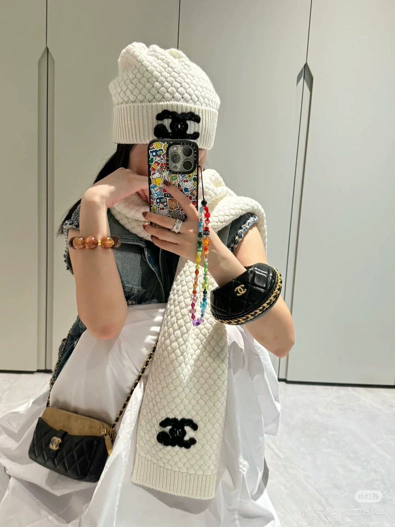 Chanel Chanel 25A new beige pineapple knitted cold hat Size ONE SIZE - 8 Thumbnail