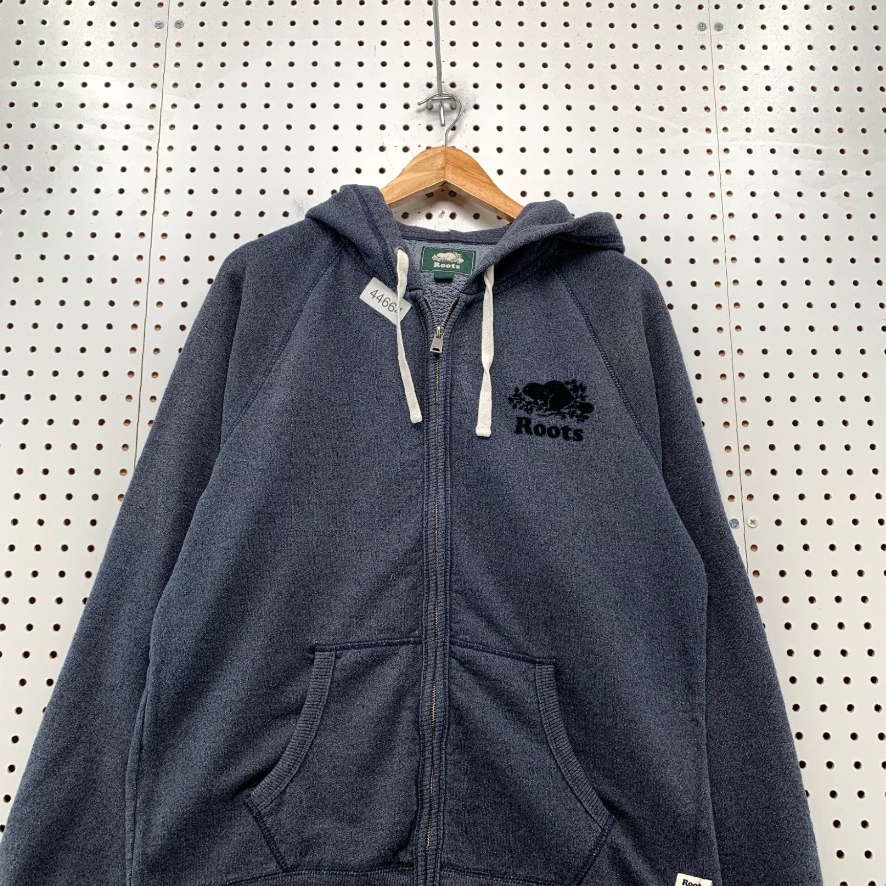 Roots Roots Hoodie Mens Large Gray Logo Fleece Zip Hooded Sweatshirt Outdoor Shirt Size US L / EU 52-54 / 3 - 2 Thumbnail
