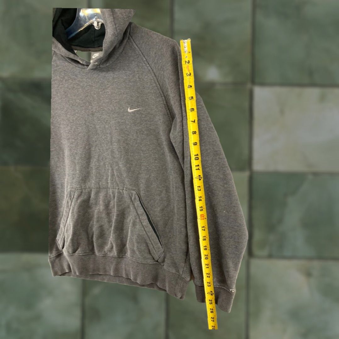 Nike Nike Mens Medium Gray Pullover Hoodie Swoosh Logo 90s Gym Training Size US M / EU 48-50 / 2 - 4 Thumbnail