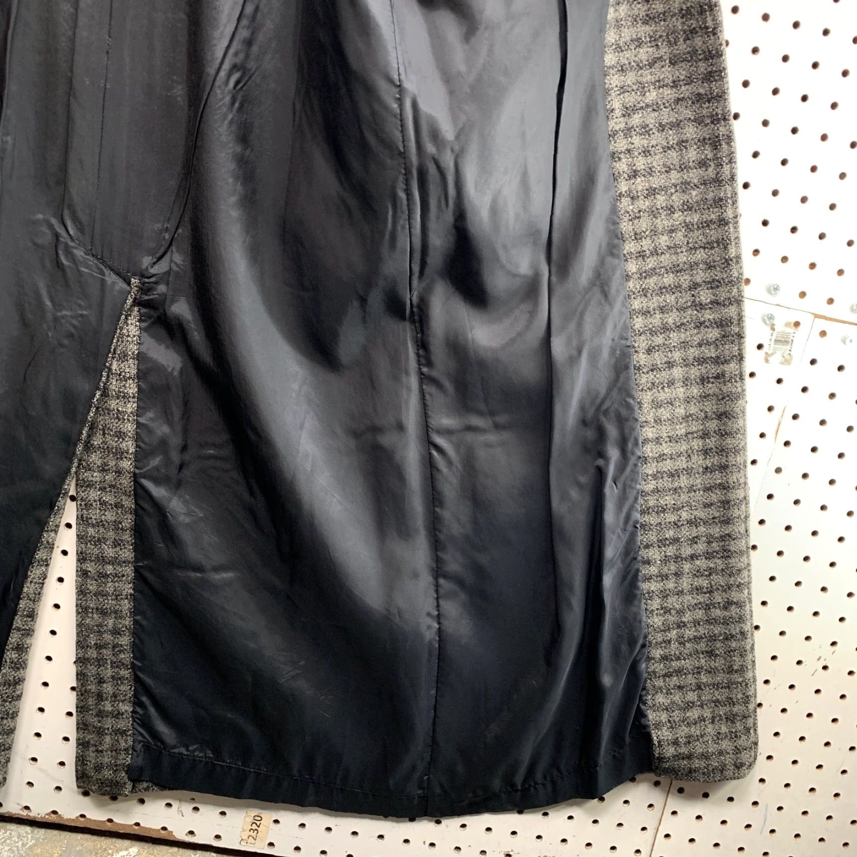 Vintage VINTAGE L.L. Bean Coat Wool Tweed Gray Check Trench COat Large Womens USA Size L / US 10 / IT 46 - 6 Thumbnail
