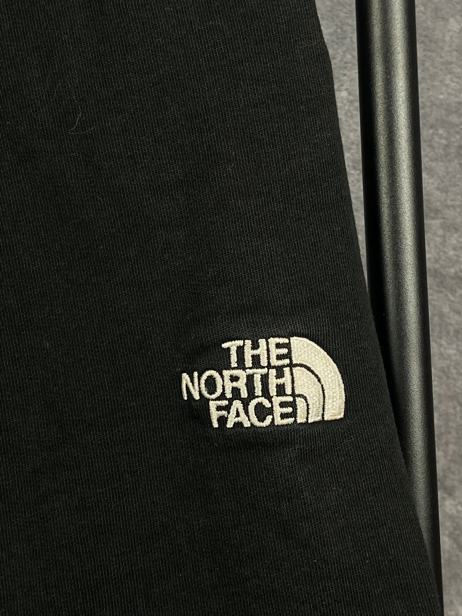 The North Face The North Face Black Sweatpants Small Classic Fit Size US 28 / EU 44 - 6 Thumbnail