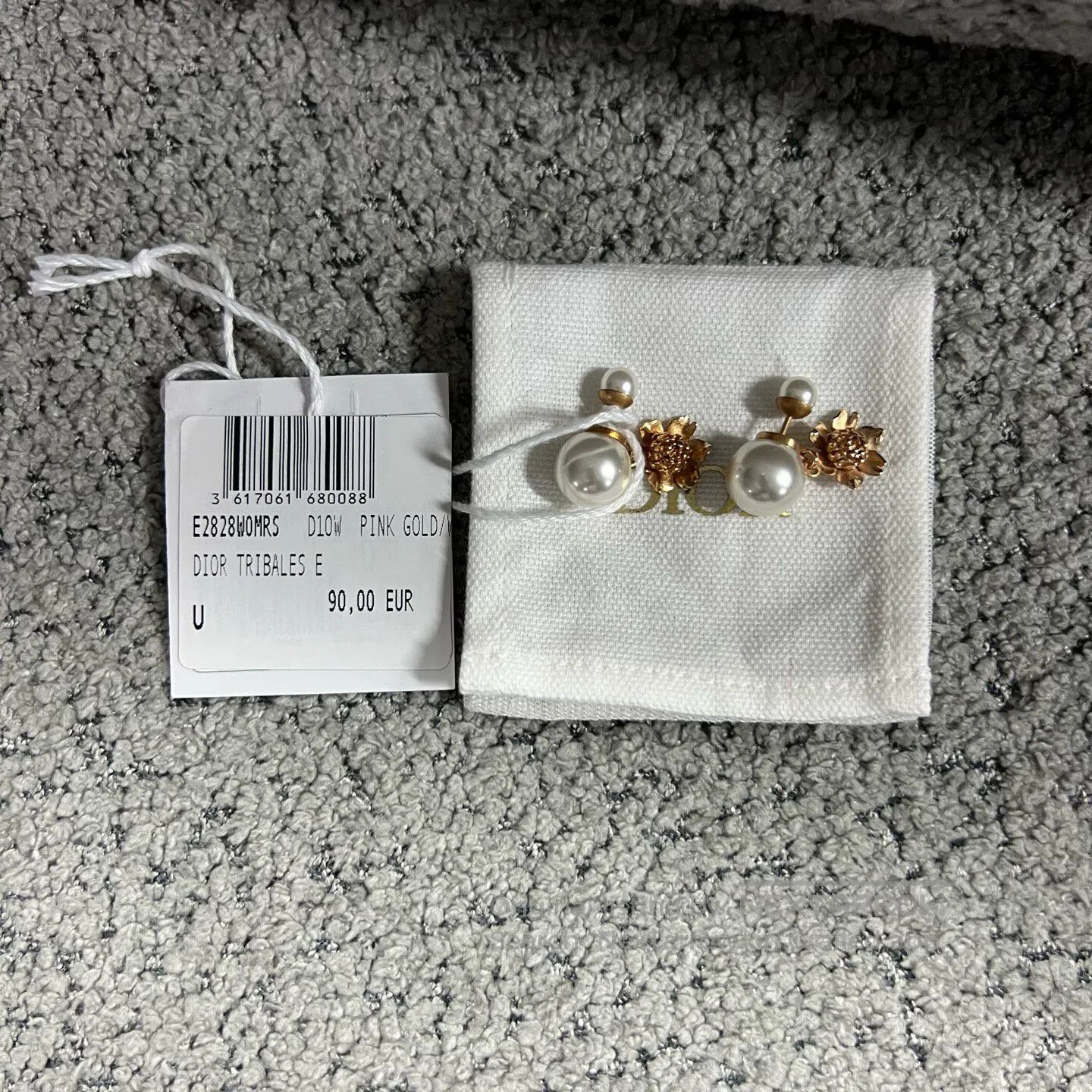 Dior Dior Early spring golden brand logo: Jihua metal resin ear Size ONE SIZE - 1 Thumbnail