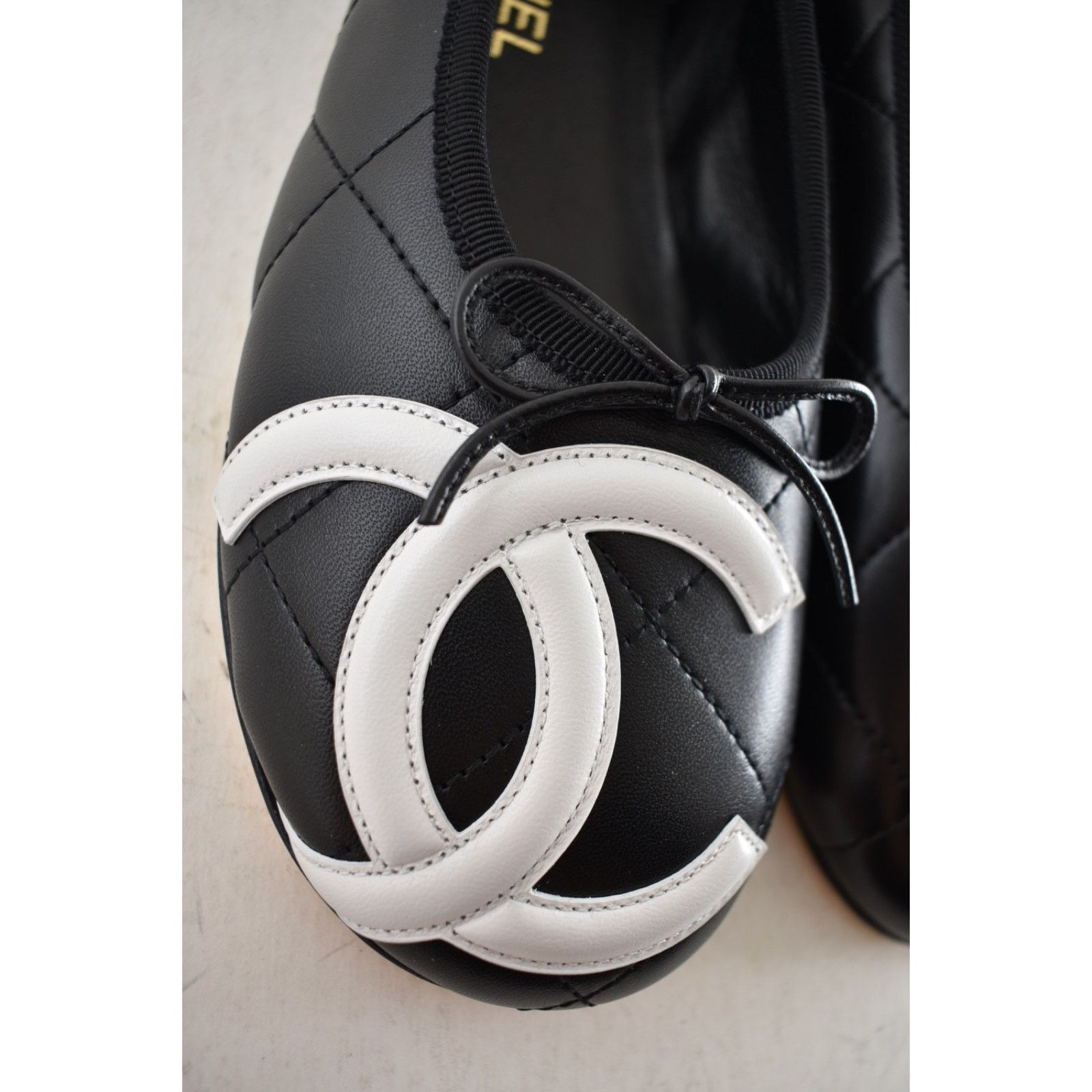 Chanel Chanel Coco Beach Black White XL Logo Ballet Flat 38.5 Size US 8.5 / IT 38.5 - 9 Thumbnail