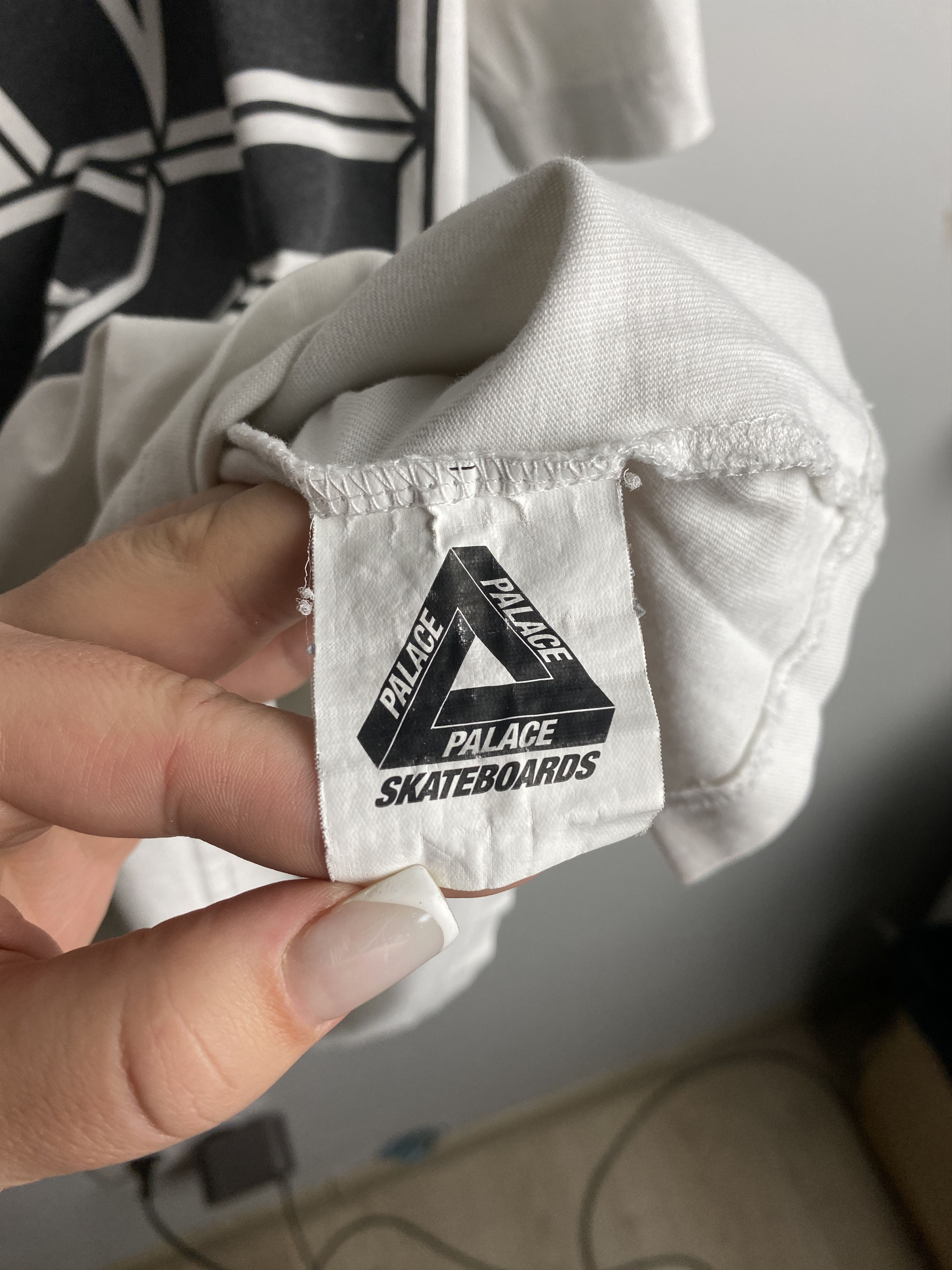 Palace Palace London t-shirt tee big logo skate rap hip hop Size US S / EU 44-46 / 1 - 4 Thumbnail