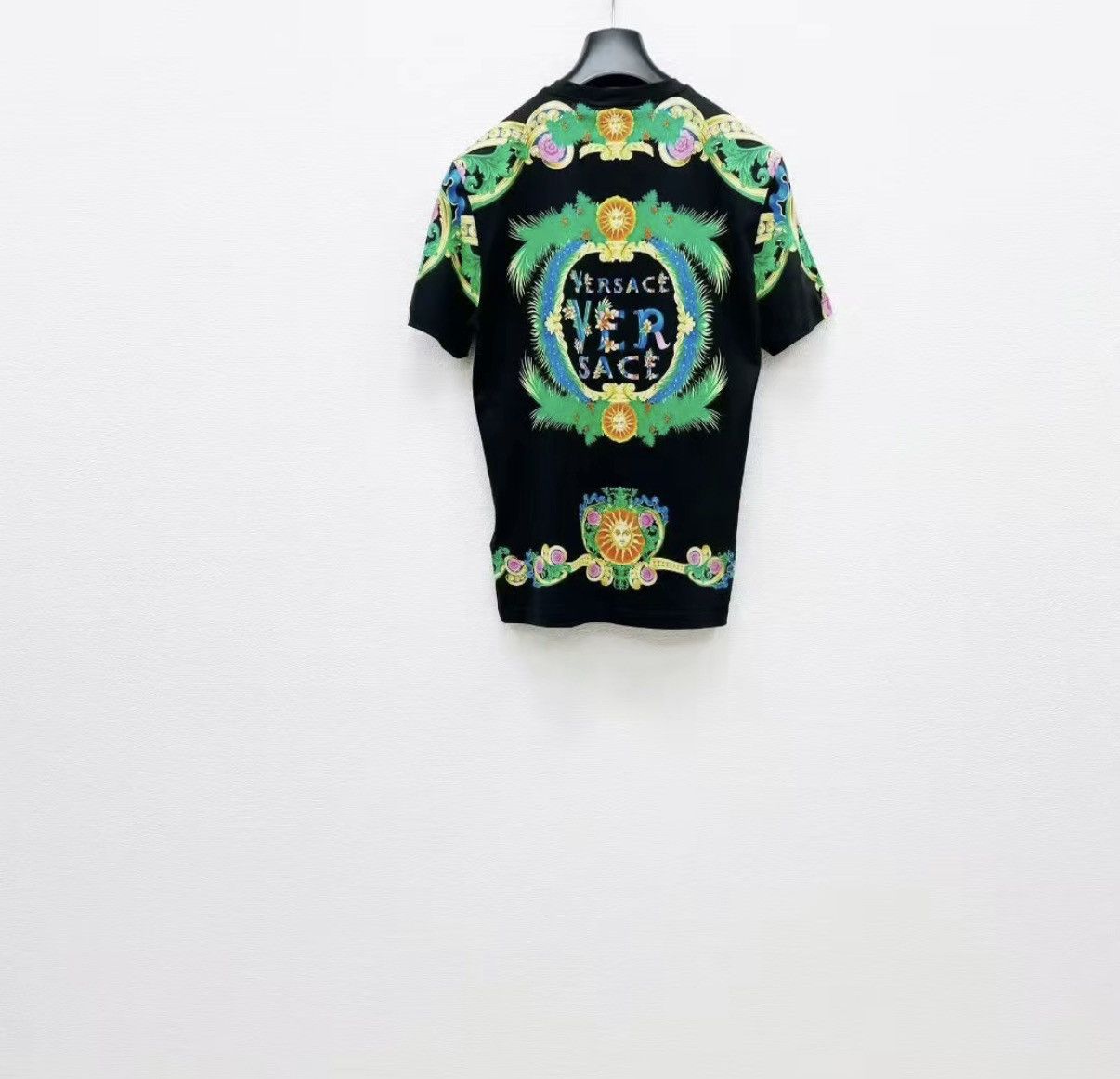 Versace VERSACE 100% Cotton Mainline Short Sleeve T-shirt J30 Size US M / EU 48-50 / 2 - 4 Thumbnail