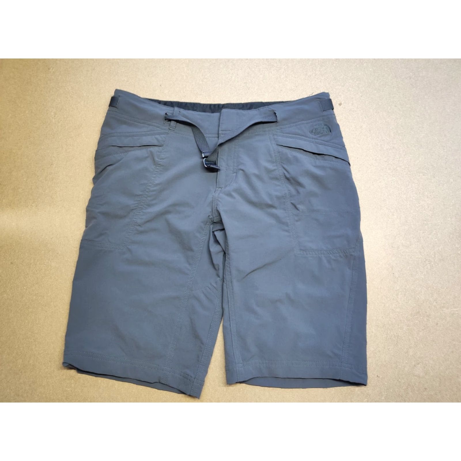 The North Face The North Face Hiking Shorts Womens Size 8 Outdoor Gray Pockets Belted Ladies Size 30" / US 8 / IT 44 - 3 Thumbnail