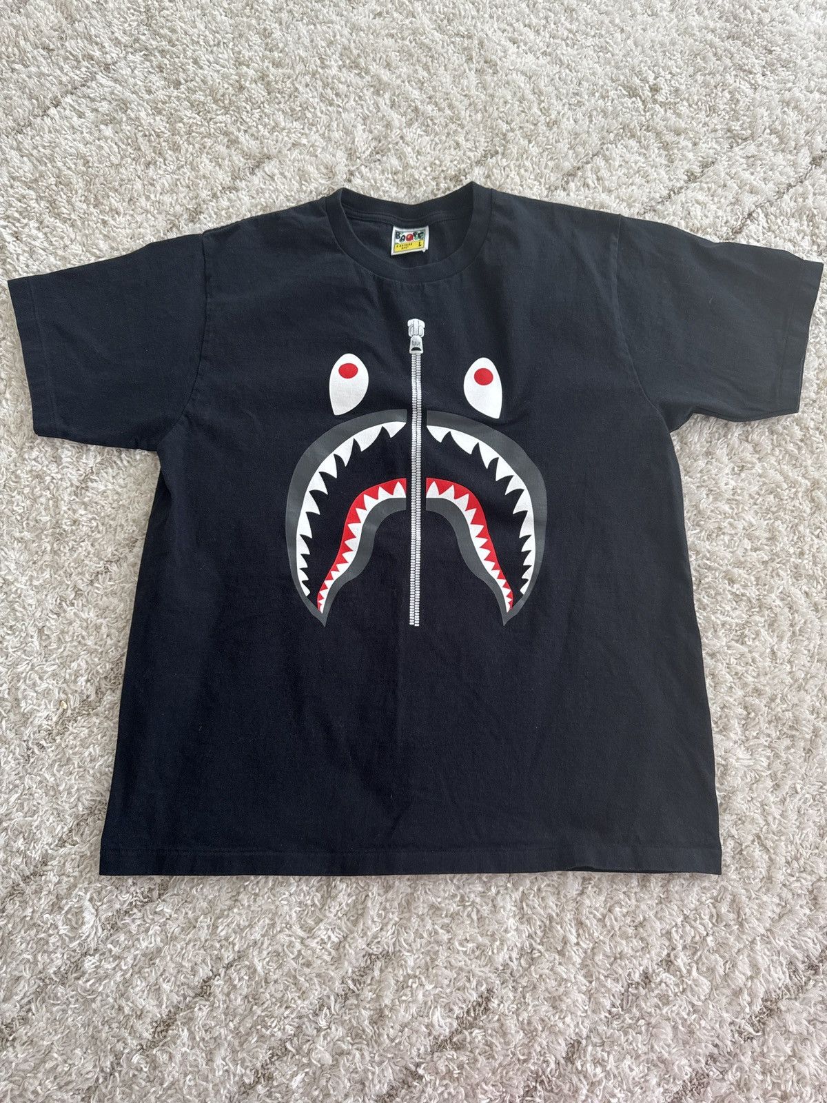 Bape Shark Tee Size US L / EU 52-54 / 3 - 1 Thumbnail