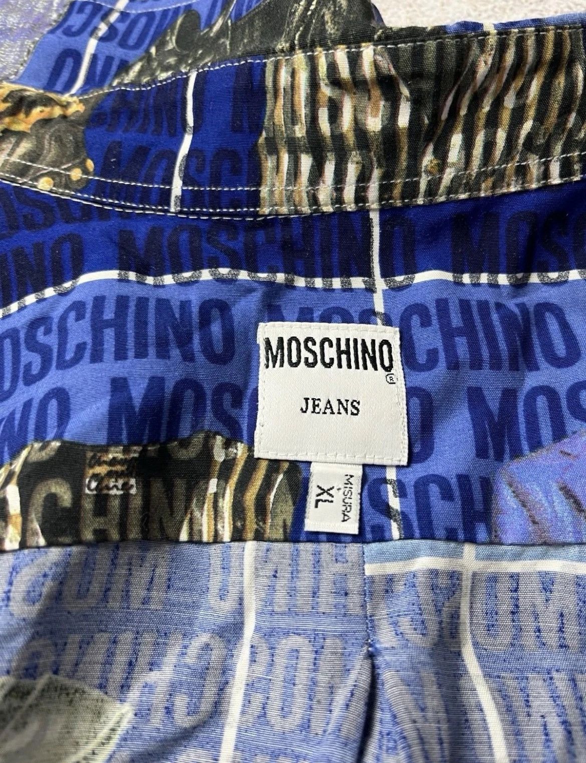 Moschino Vintage Moschino Jeans 1996 Clothes Print Shirt Size US XL / EU 56 / 4 - 7 Thumbnail