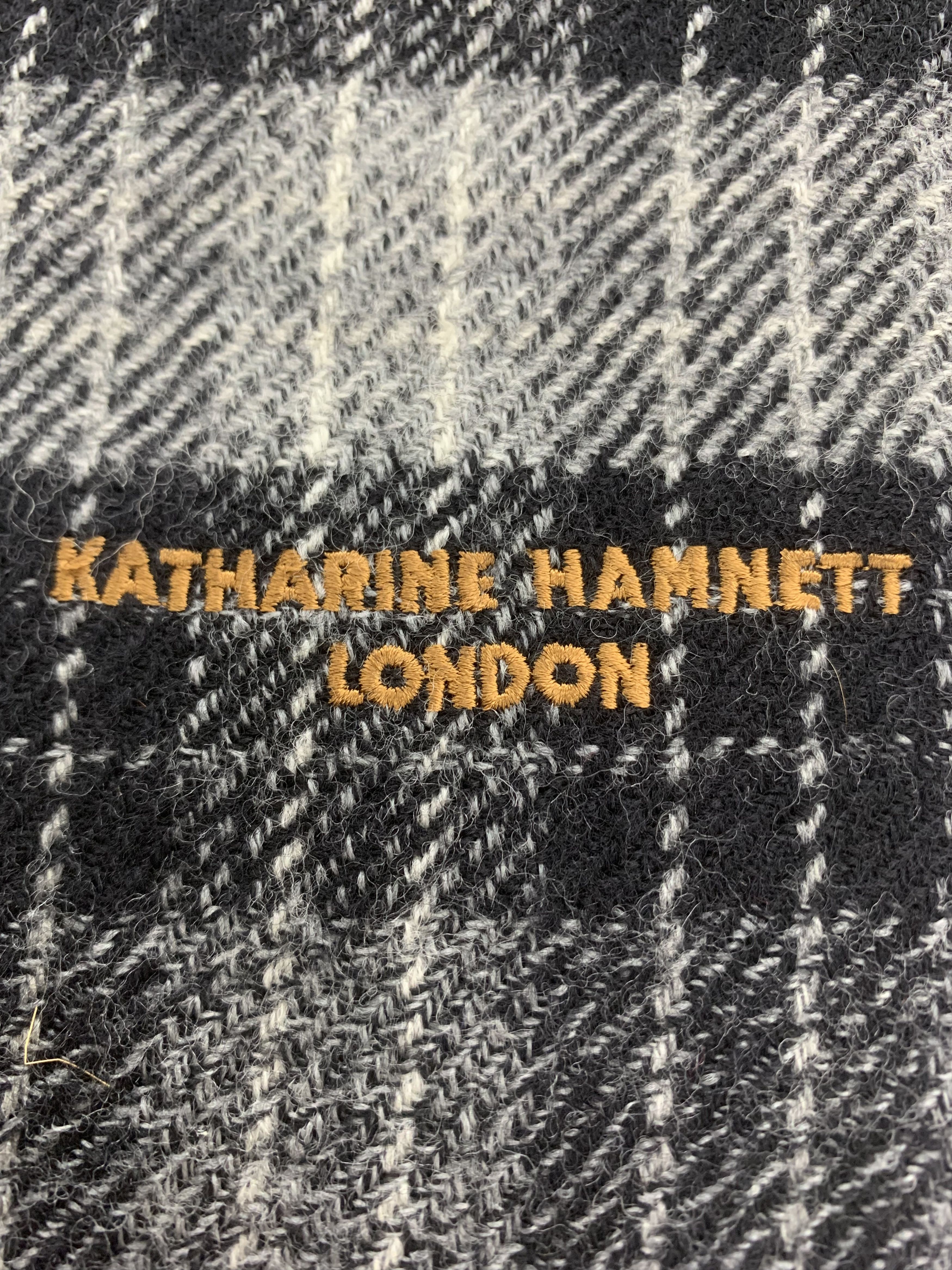 Katharine Hamnett London Katharine Hamnett Scarf Wool Muffler Neck Wrap BL3023 Size ONE SIZE - 4 Thumbnail