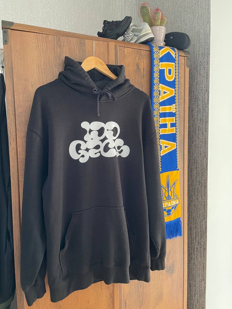 Band Tees × Japanese Brand 100 gecs logo hoodie rare merch electronic hyperpop music Size US XL / EU 56 / 4 - 1 Thumbnail