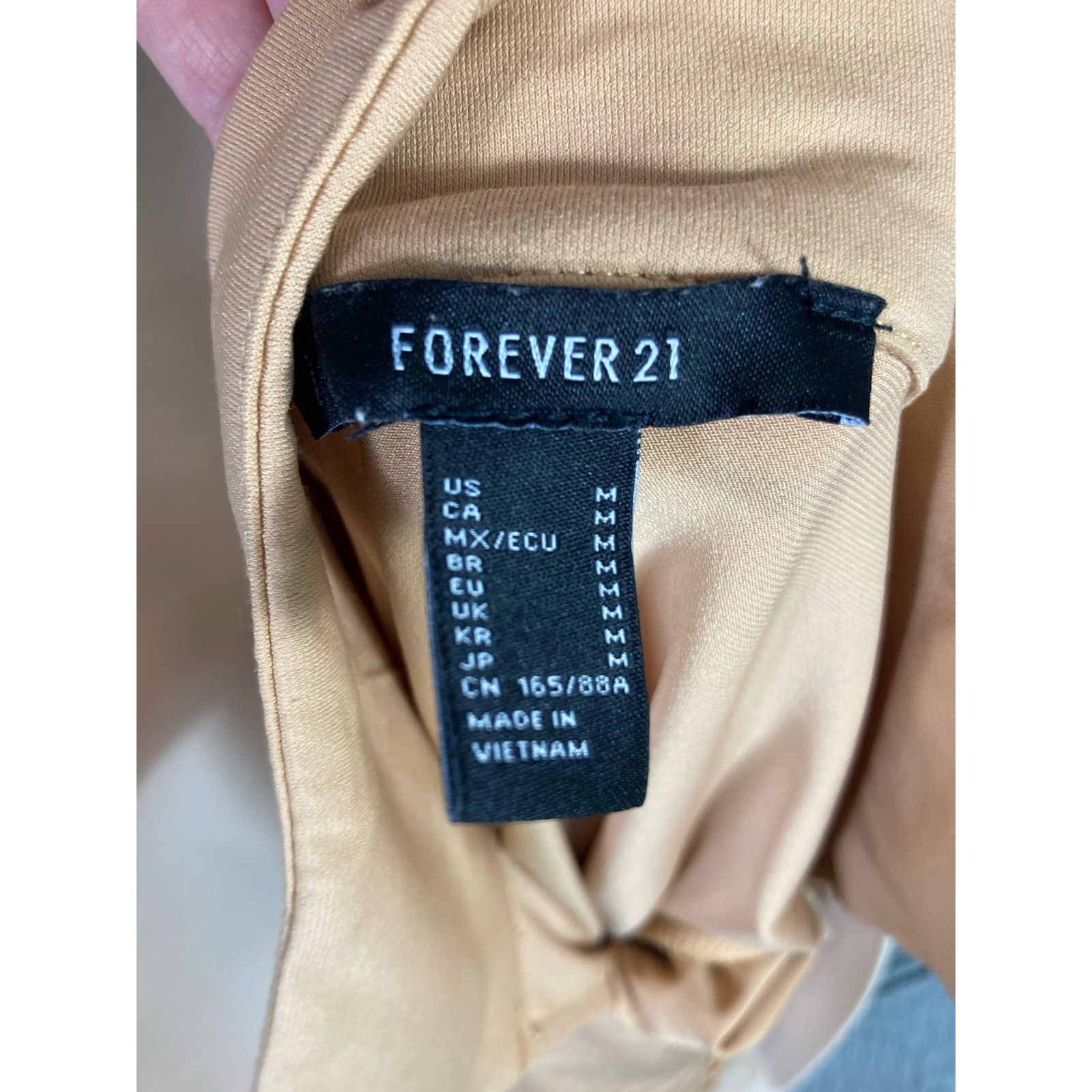 Forever 21 Forever 21 Crop Top Lot 4 M/L Trendy Styles Juniors Summer Size M / US 6-8 / IT 42-44 - 6 Thumbnail