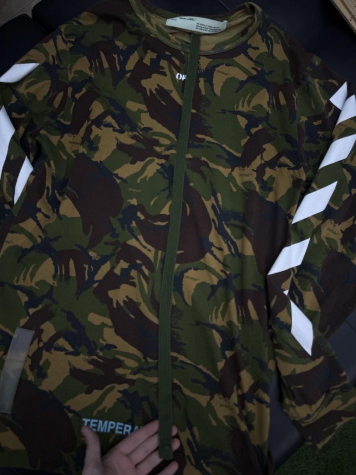 Off-White Off White Camouflage Long Sleeve Tshirt Size XL “Temperature Size US XL / EU 56 / 4 - 8 Thumbnail
