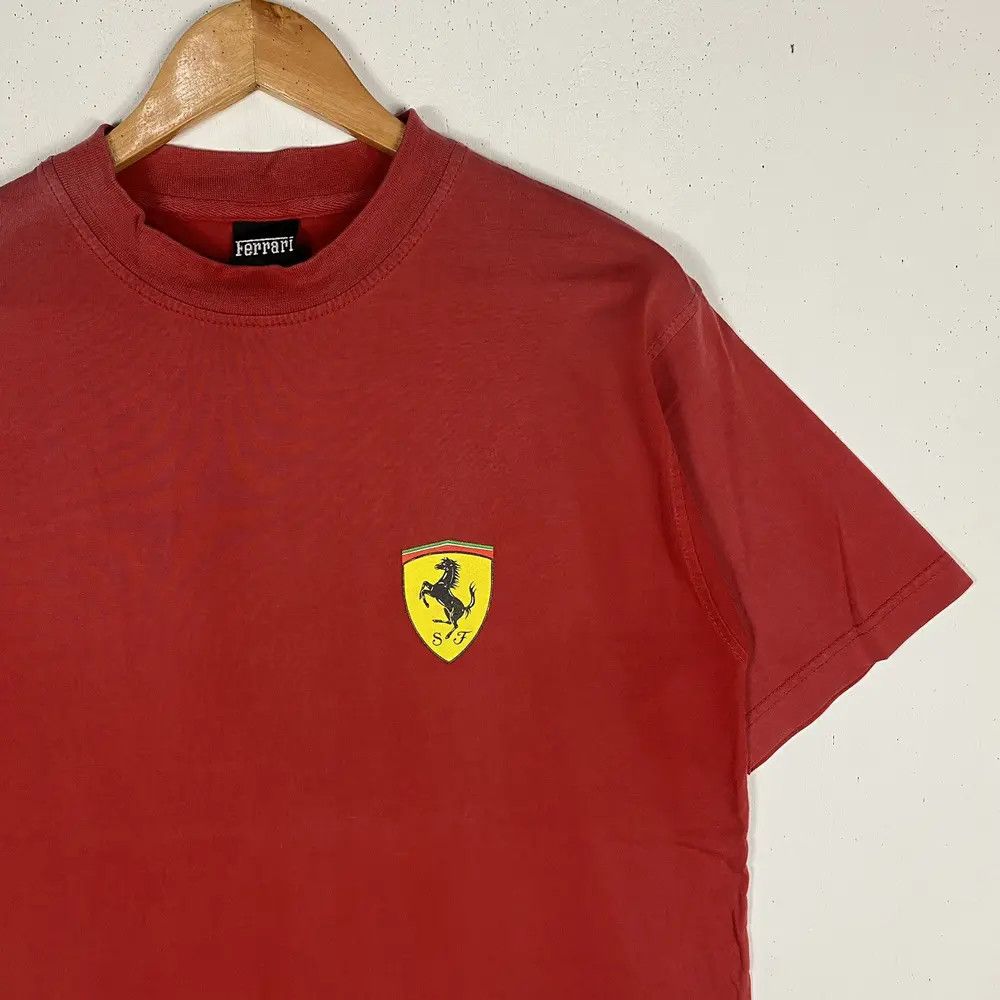Ferrari Vintage 90's FERRARI Big Logo Graphic Faded Tee Shirt Size US S / EU 44-46 / 1 - 7 Thumbnail