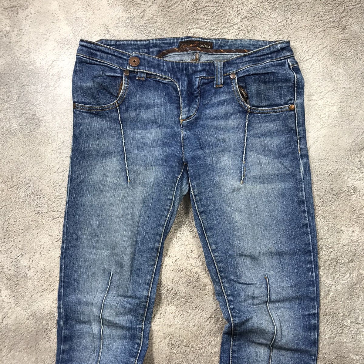 Vintage Vintage Y2K Distressed Flared Jeans Grunge Skate Logo 30 Size 30" / US 8 / IT 44 - 2 Thumbnail