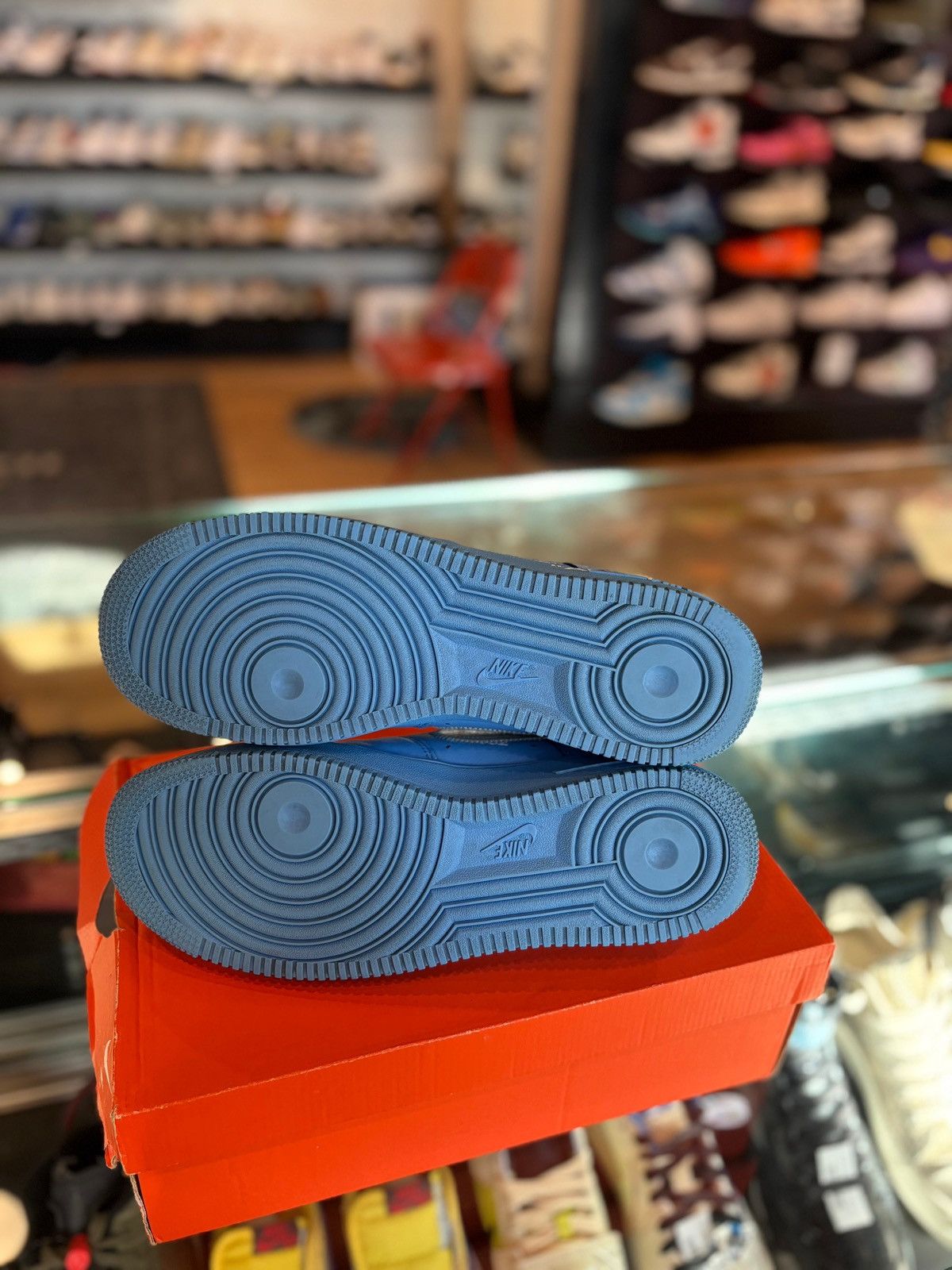 Nike × Off-White Air Force 1 Off-White MCA UNC Blue Clean RB Size 10.5 Size US 10.5 / EU 43-44 - 4 Thumbnail