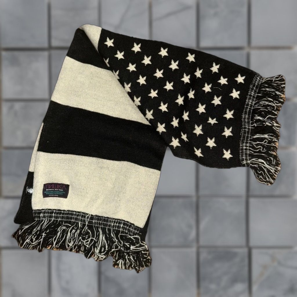 Vintage VINTAGE Mishka NYC American Flag Scarf Men Scarf Ivory 100% Cotton USA Flag Stars and Stripes Tassel Winter Size ONE SIZE - 1 Thumbnail