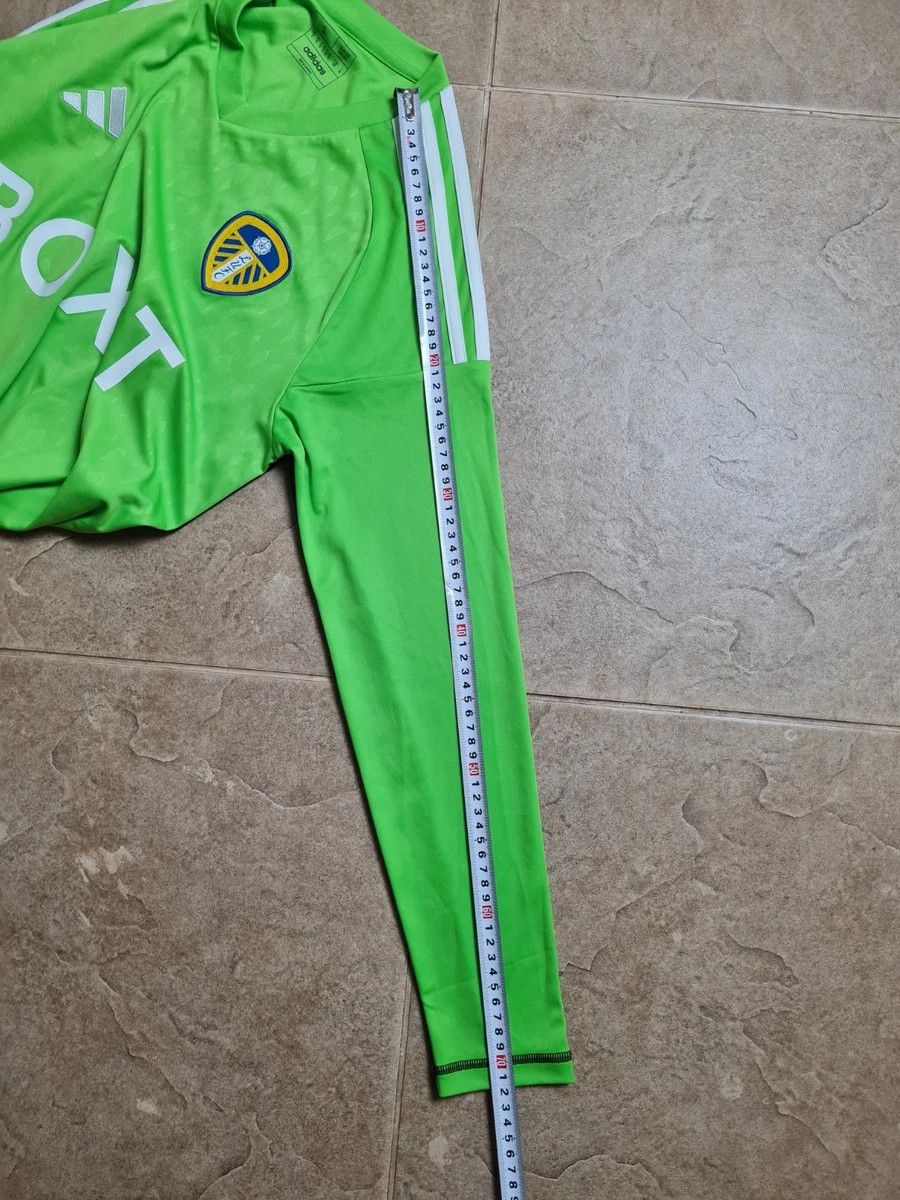 Adidas Leeds United Goalkeeper Adidas Long Sleeve Jersey & Shorts Size US S / EU 44-46 / 1 - 10 Thumbnail