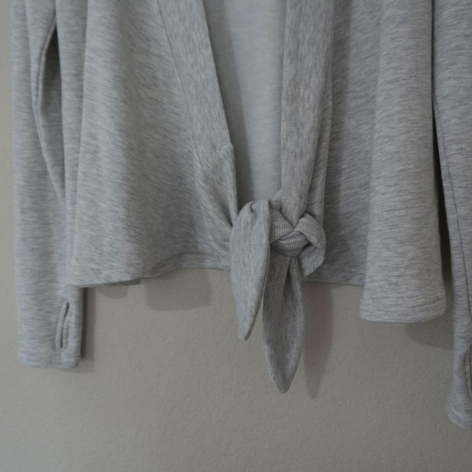 Other Athleta Cardigan Women's XS Grey Body Wrap Size XS / US 0-2 / IT 36-38 - 2 Thumbnail