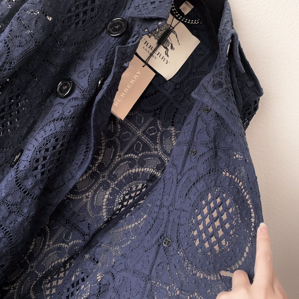 Burberry Burberry lace trench coat Size XS / US 0-2 / IT 36-38 - 15 Thumbnail