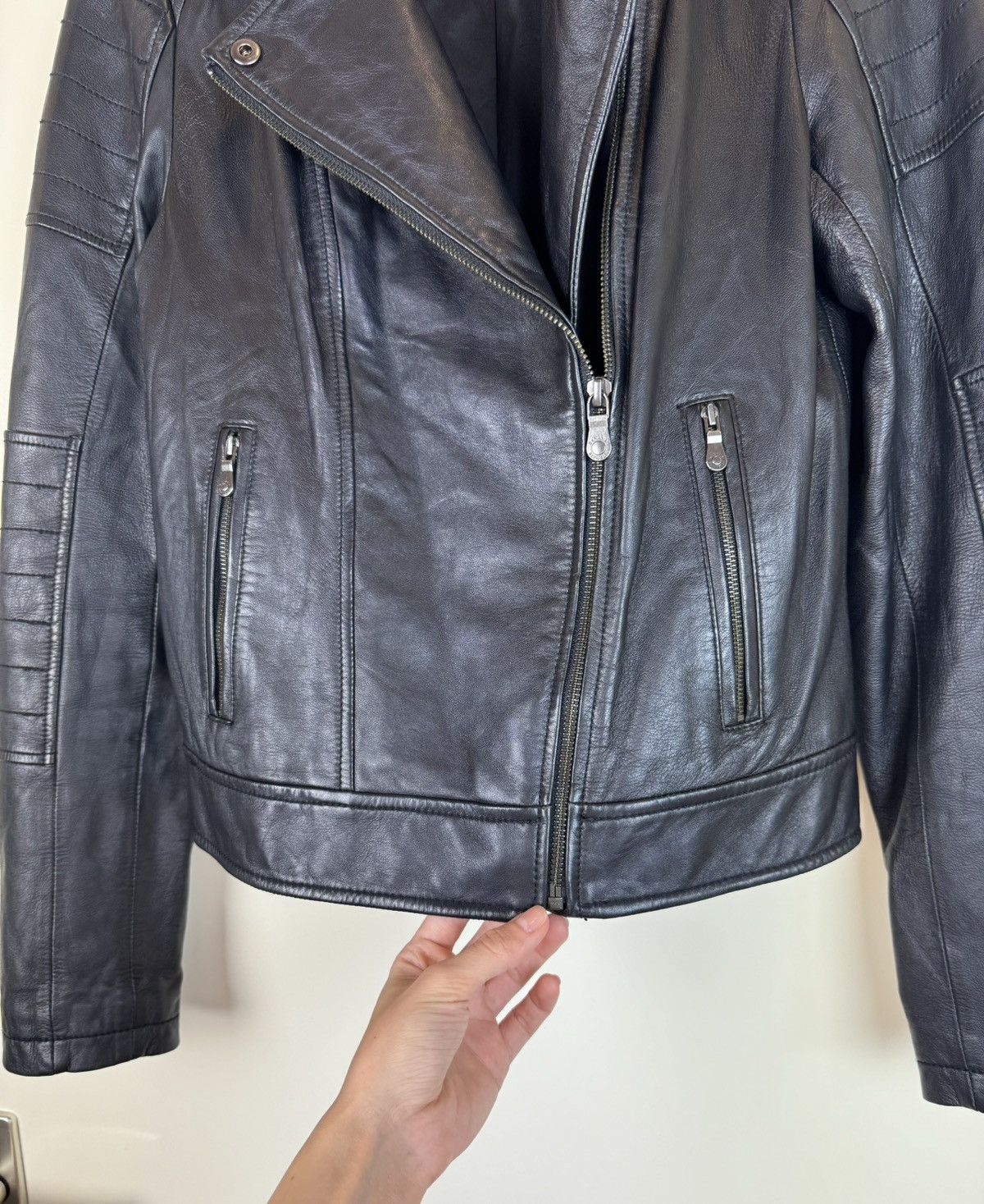 Banana Republic Leather biker moto motorcycle jacket quilted sleeves S Size S / US 4 / IT 40 - 7 Thumbnail
