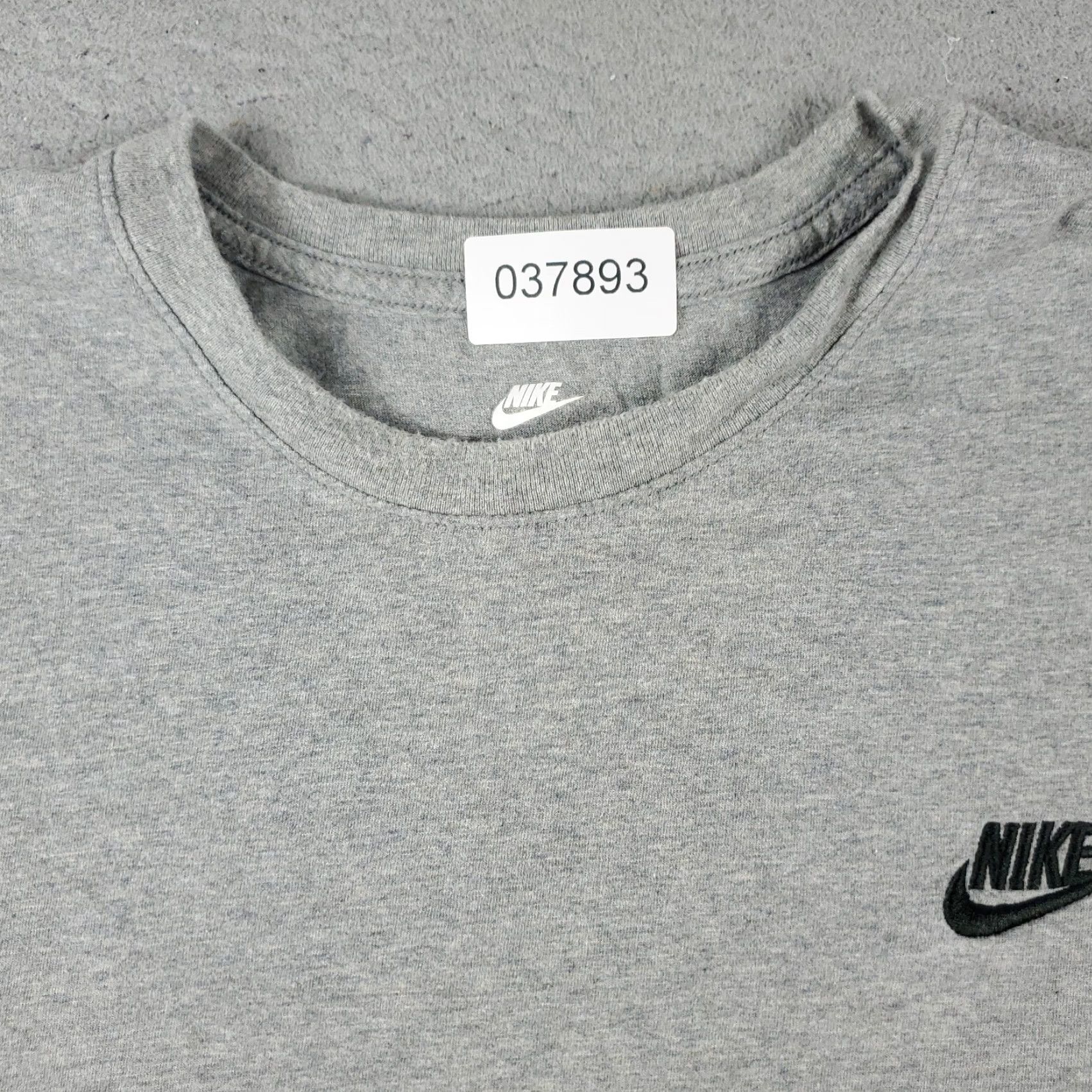 Nike Nike T Shirt Mens XL Gray Swoosh Casual Short Sleeve Adult Size XL Cotton Blend Crew Neck Logo Sports Modern 90s Mens Size US XL / EU 56 / 4 - 2 Thumbnail