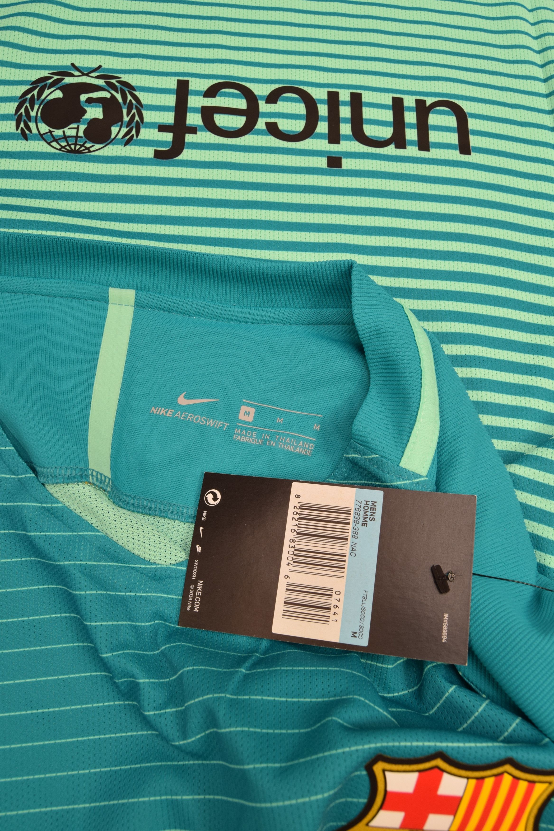 Nike FC Barcelona Nike 2016 - 2017 Third Player's Edition Size US M / EU 48-50 / 2 - 7 Thumbnail