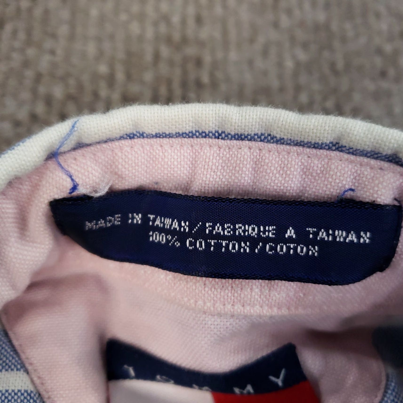 Tommy Hilfiger VINTAGE Tommy Hilfiger Shirt Mens Large Blue White Striped Button Up Crest Logo Cotton Size US L / EU 52-54 / 3 - 6 Thumbnail