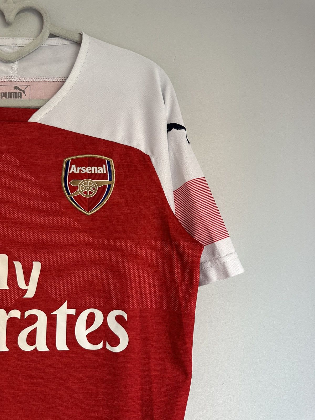 Nike Puma Arsenal 2018/19 Home Jersey Size US M / EU 48-50 / 2 - 3 Thumbnail