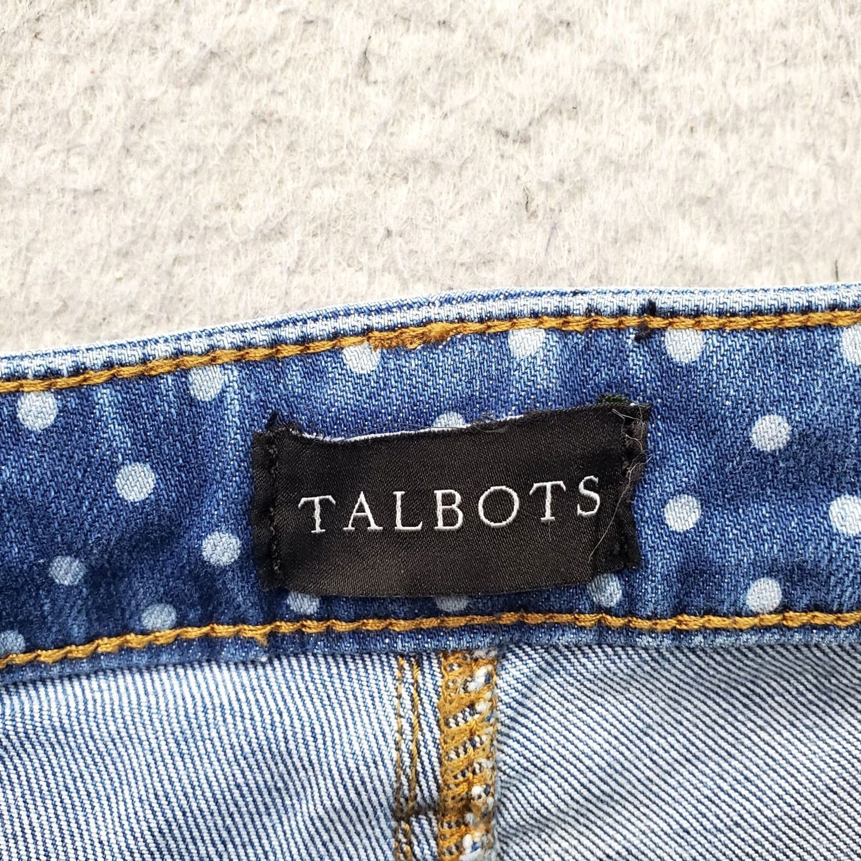 Talbots Talbots Pedal Pusher Curvy Cropped Jeans Womens Size 4P Blue Denim Ankle Slit Straight Size 27" / US 4 / IT 40 - 7 Thumbnail