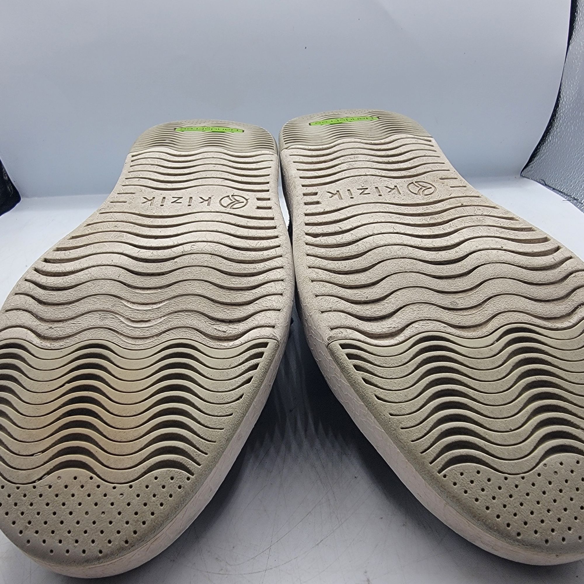 Other Kizik Prague Handsfree Womens 8.5 Black Casual Sneaker Shoes Size US 8.5 / IT 38.5 - 11 Thumbnail