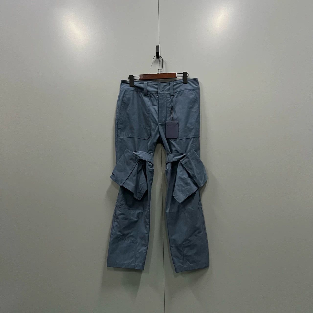 Louis Vuitton Louis Vuitton Tactical Pocket Cargo Pants Size US 28 / EU 44 - 1 Thumbnail
