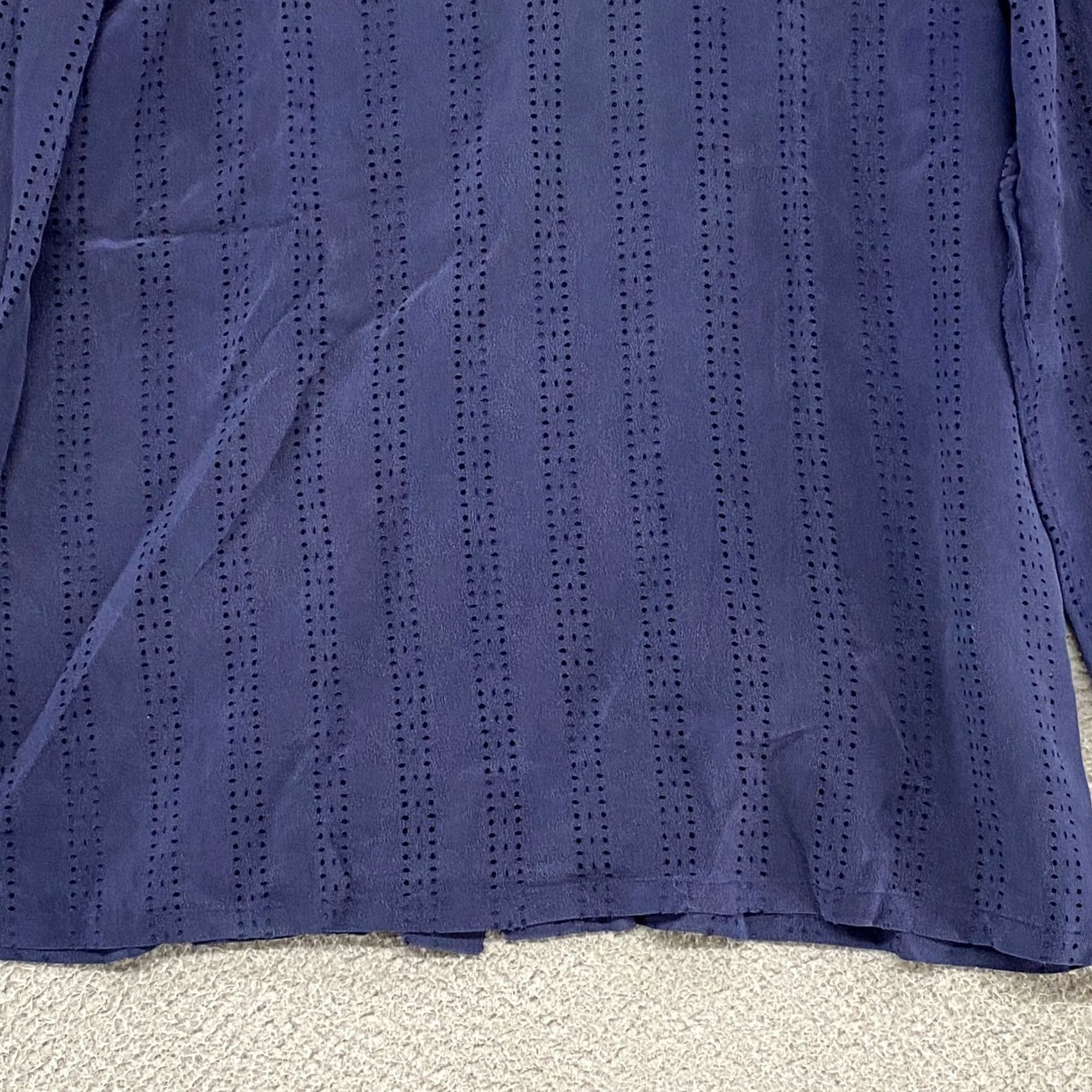 Equipment Equipment Silk Button Back Blouse Womens Small Blue 100% Silk Collar Long Sleeve Buttoned Classic Modern Office Casual Shirt Size S / US 4 / IT 40 - 3 Thumbnail