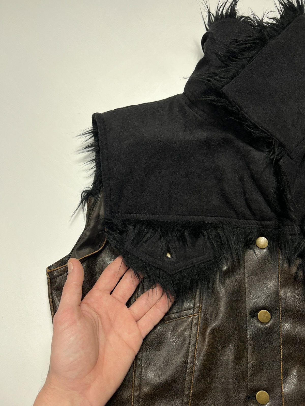 Hysteric Glamour Rare Y2K Leather Vest With Fur Collar Hood Hype Size L / US 10 / IT 46 - 6 Thumbnail